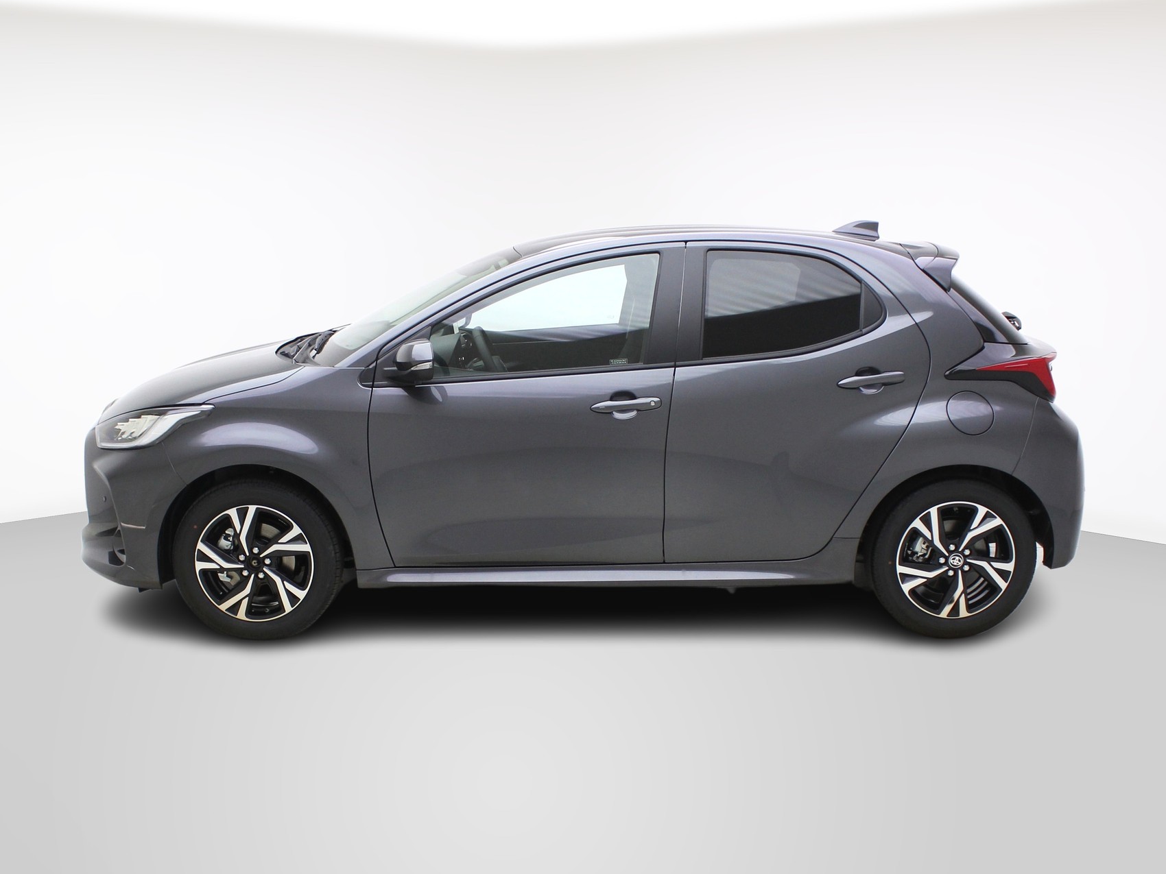 TOYOTA Yaris 1.5 VVT-i HSD Trend-showroom-element-1
