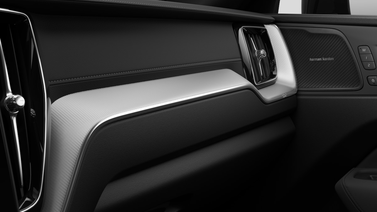VOLVO XC60 2.0 T6 TE Ultra Dark eAWD-image-9