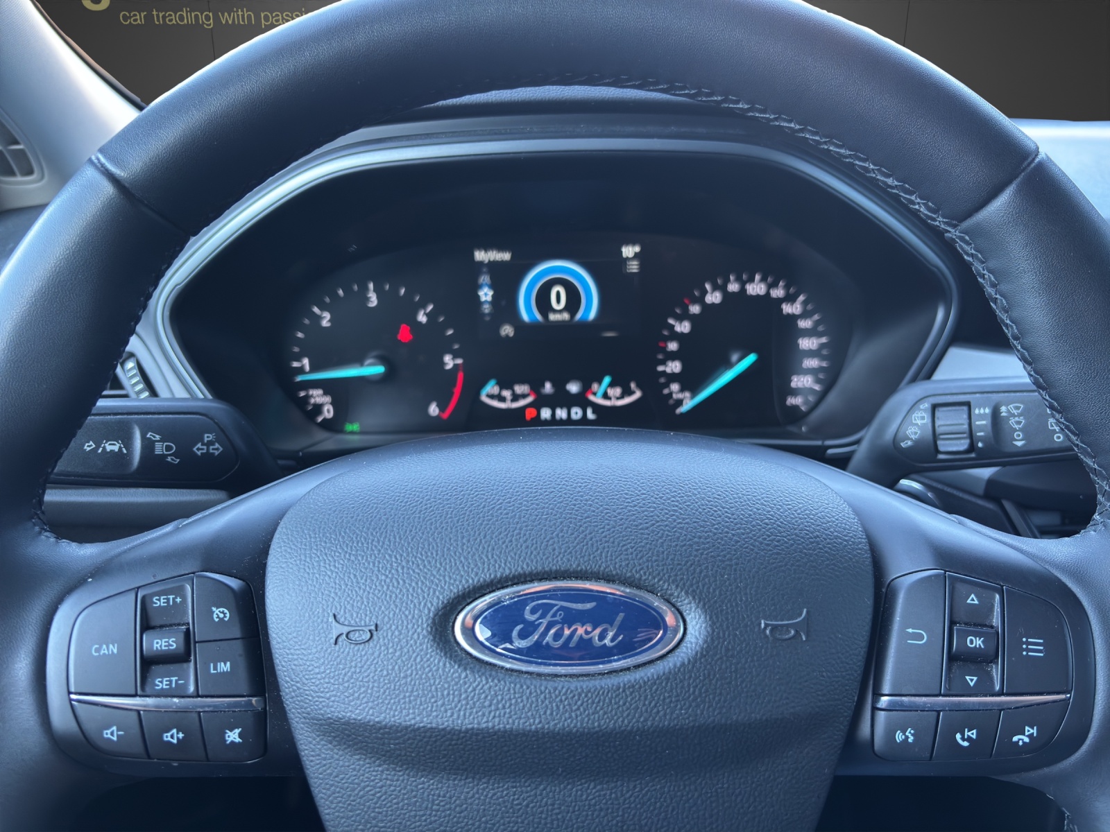 FORD Focus 1.5 TDCi Cool Connect Automatic-image-5
