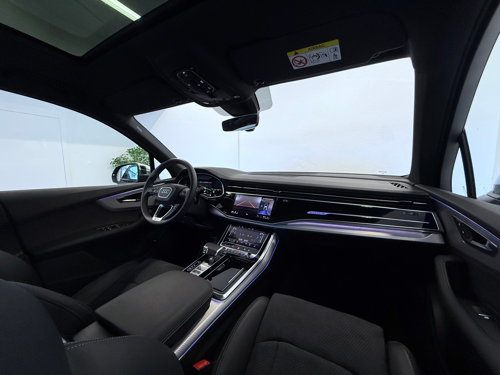 AUDI SQ7 TFSI quattro tiptronic 7-Plätzer "ALL BLACK"-image-19