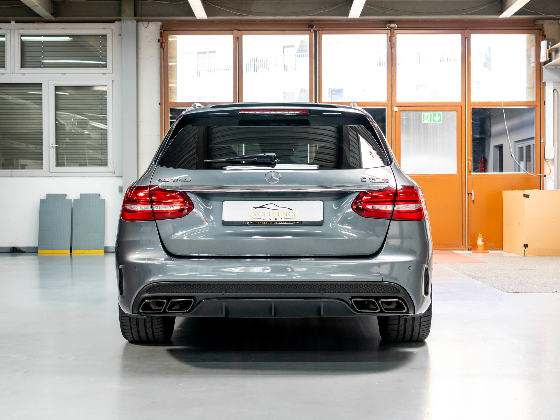 MERCEDES-BENZ C 63 S AMG Speedshift-image-6