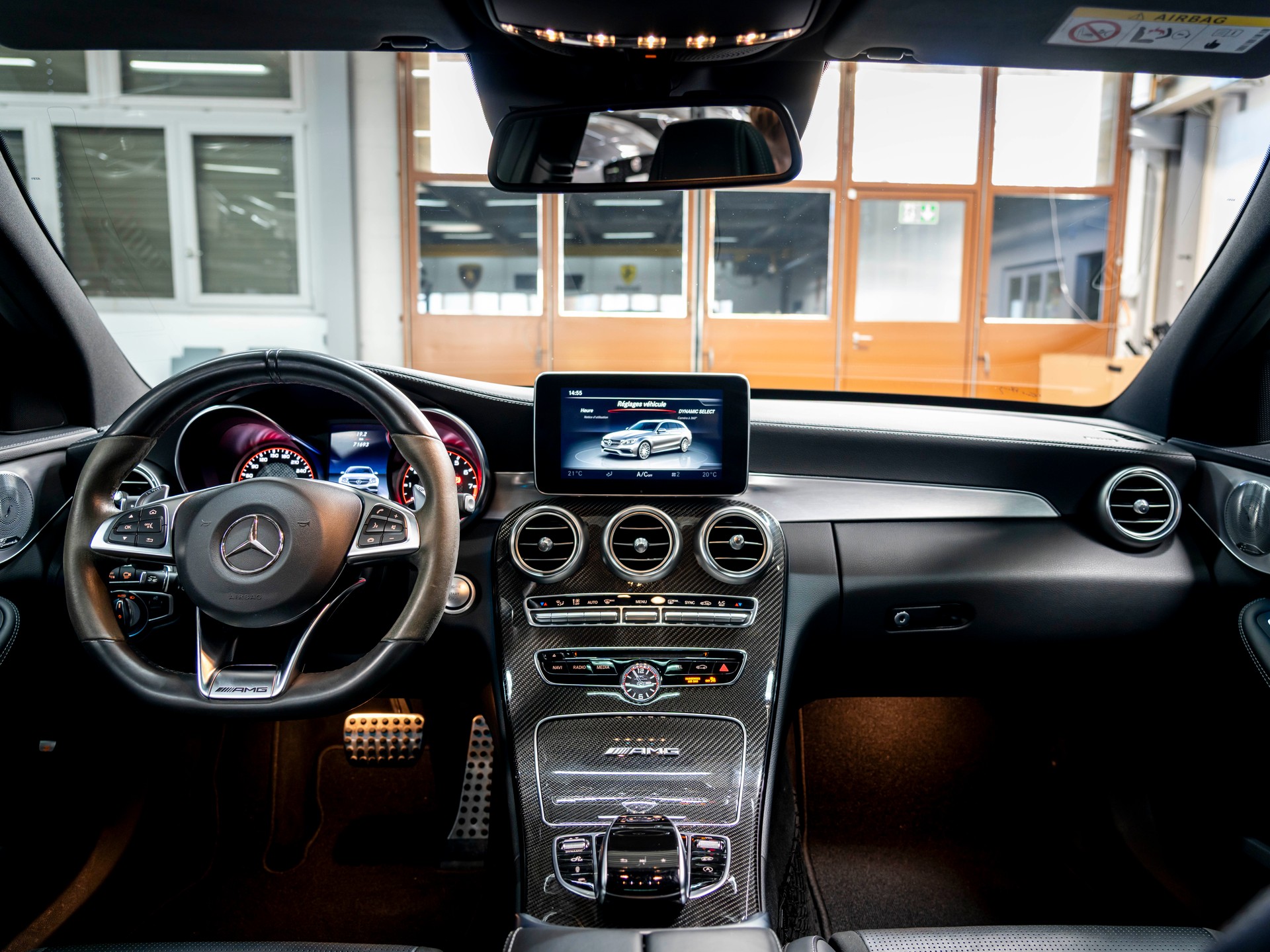 MERCEDES-BENZ C 63 S AMG Speedshift-image-23