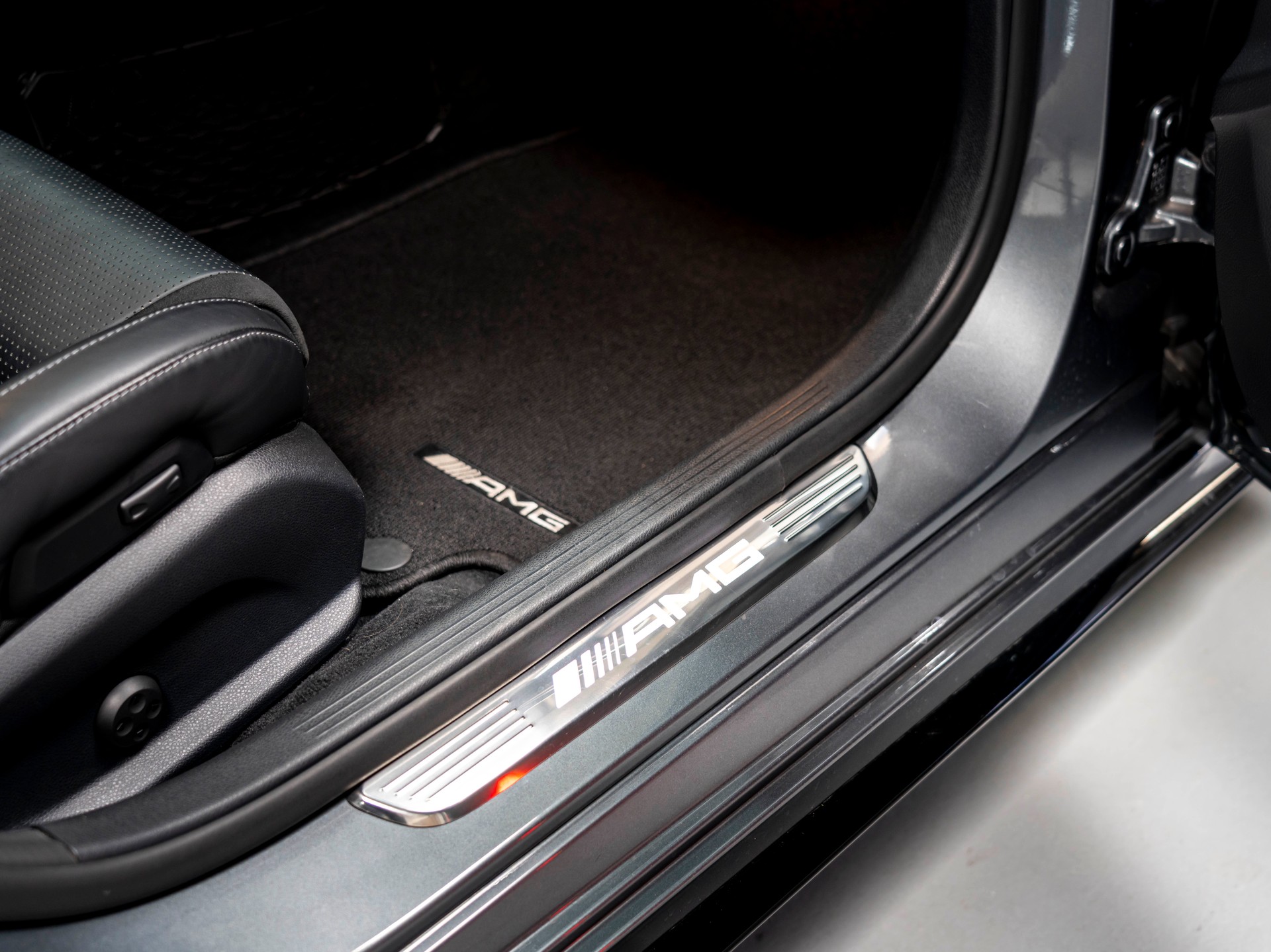 MERCEDES-BENZ C 63 S AMG Speedshift-image-27