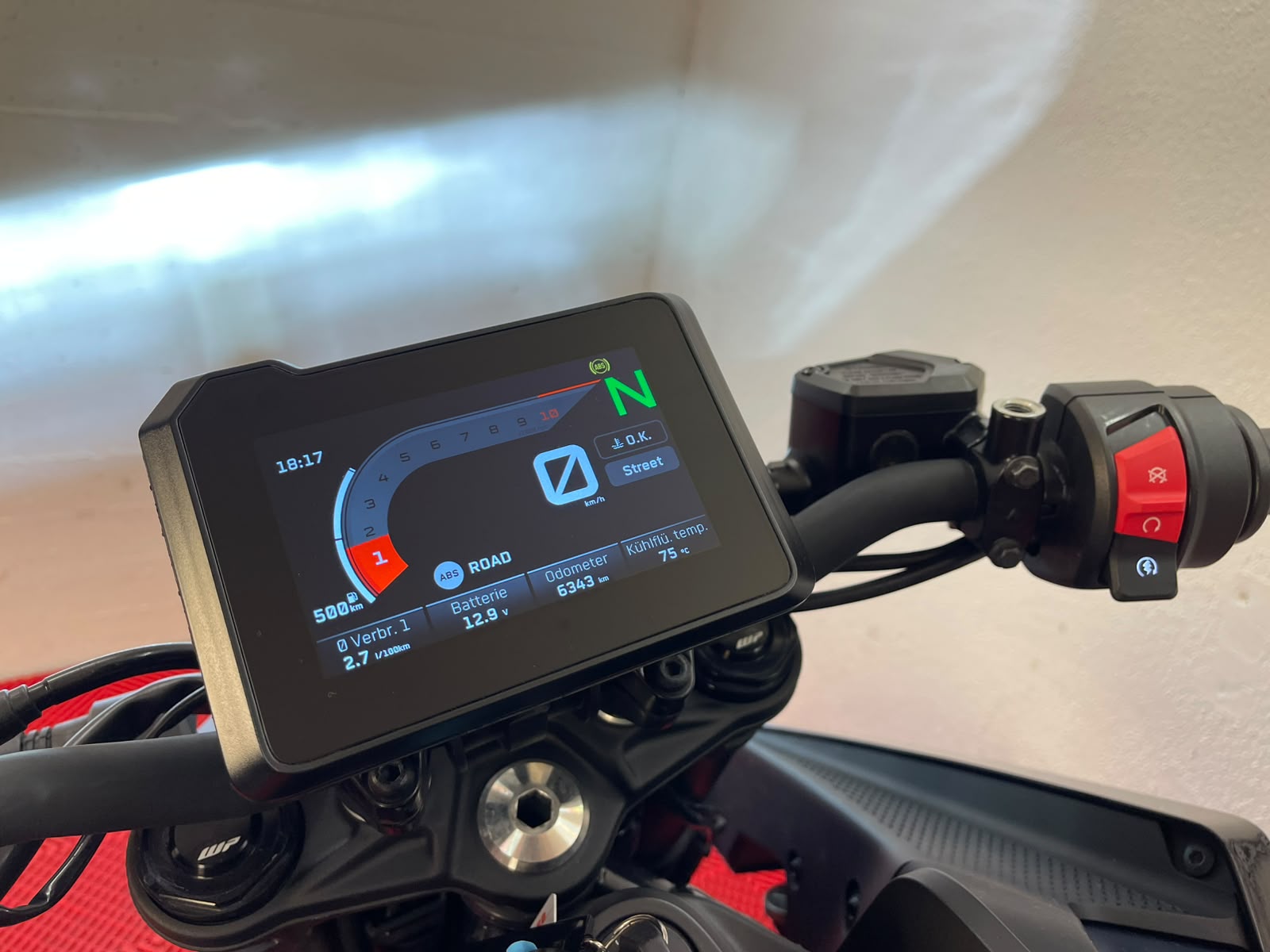 KTM 125 DUKE 2024-image-7