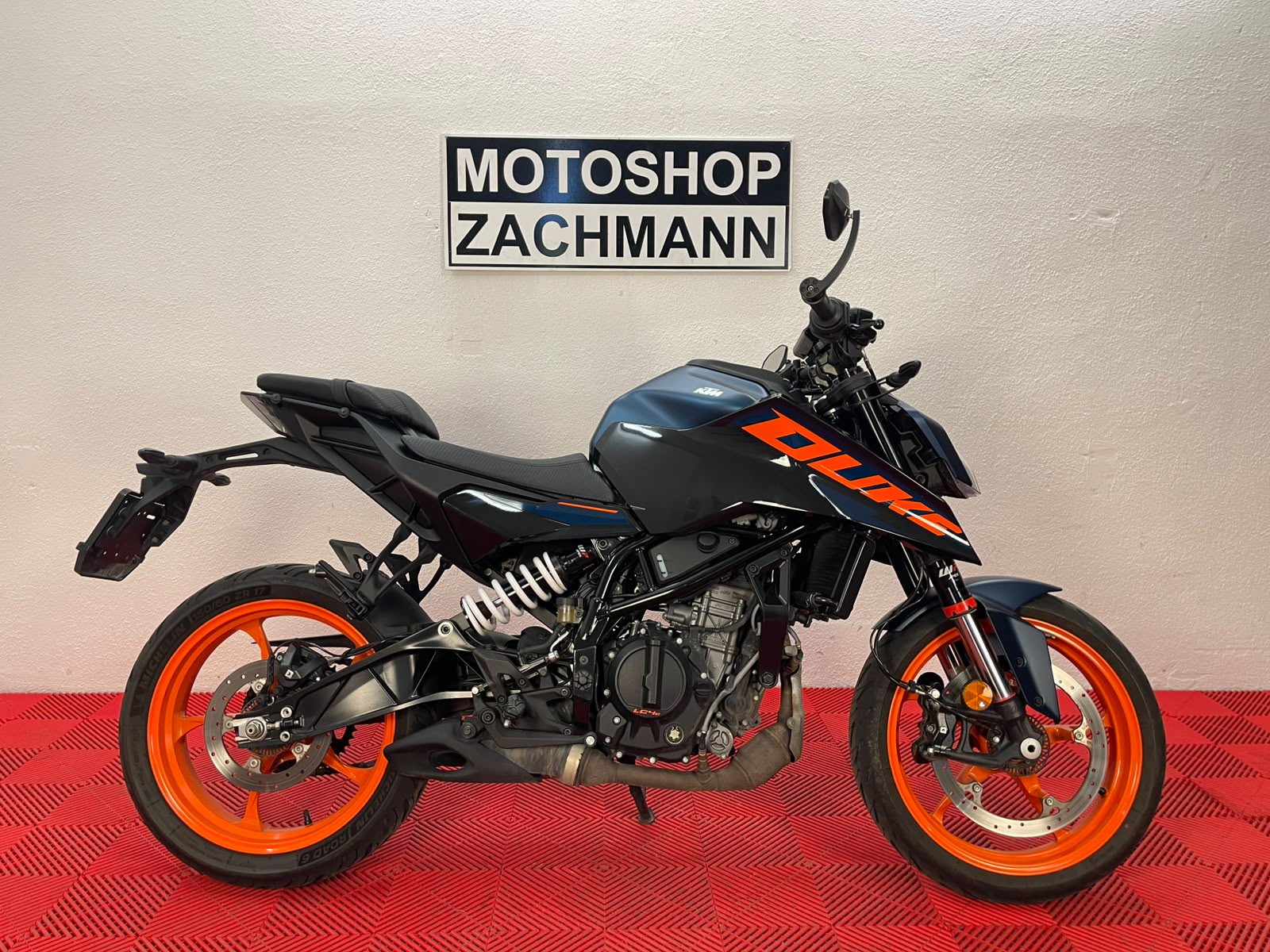 KTM 125 DUKE 2024-image-0