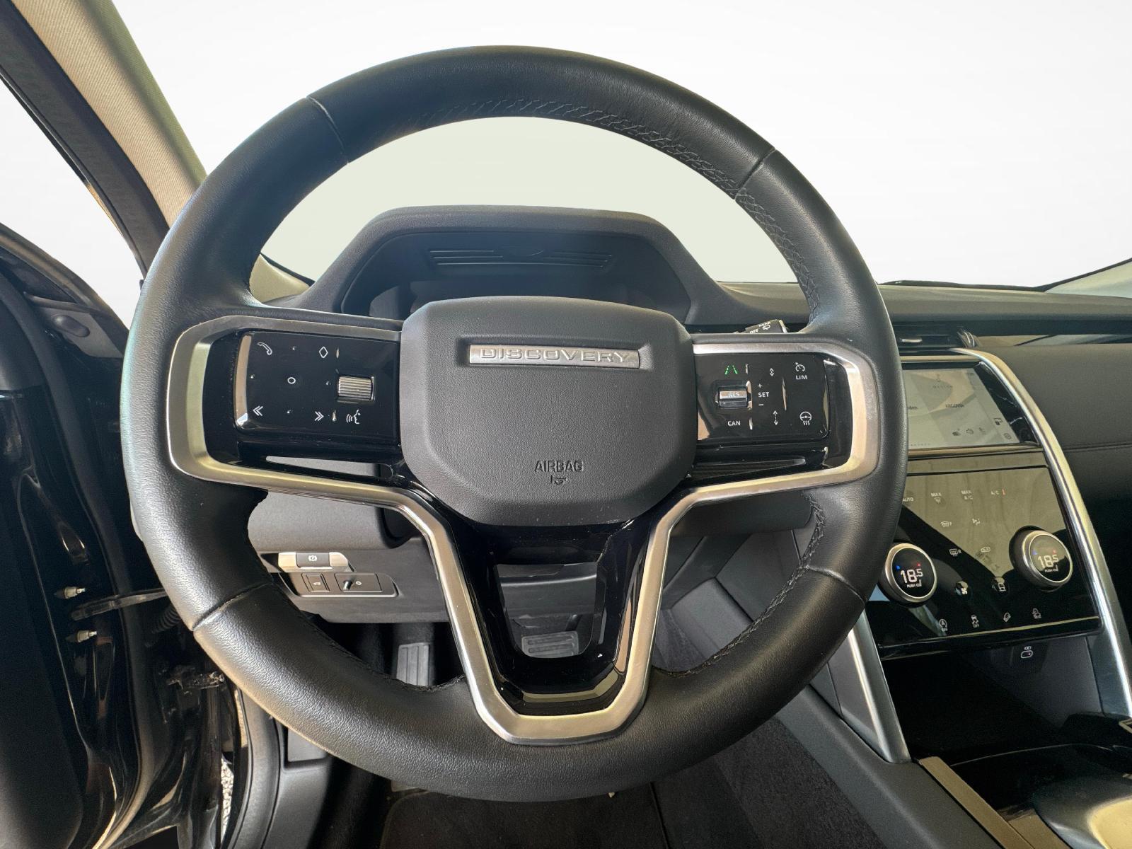 LAND ROVER Discovery Sport 2.0 SD4 200 SE-image-15