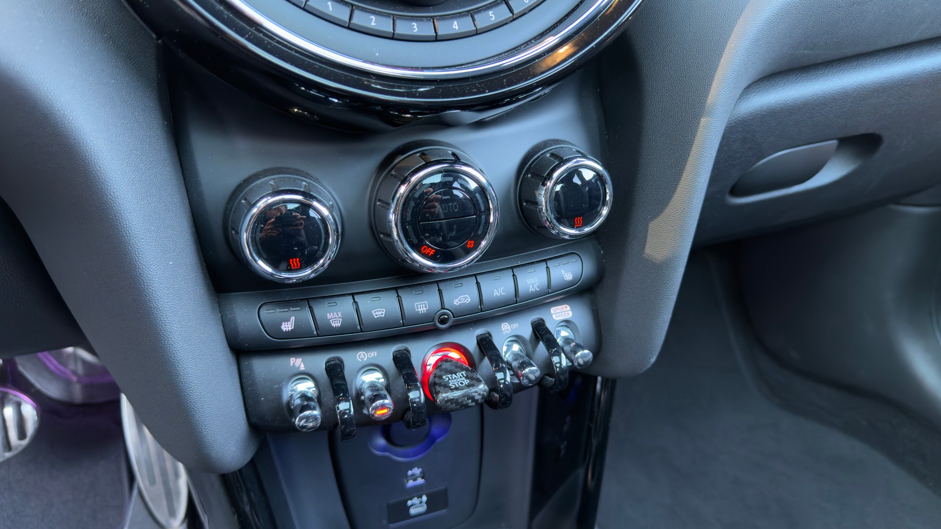 MINI Cooper John Cooper Works Steptronic-image-11