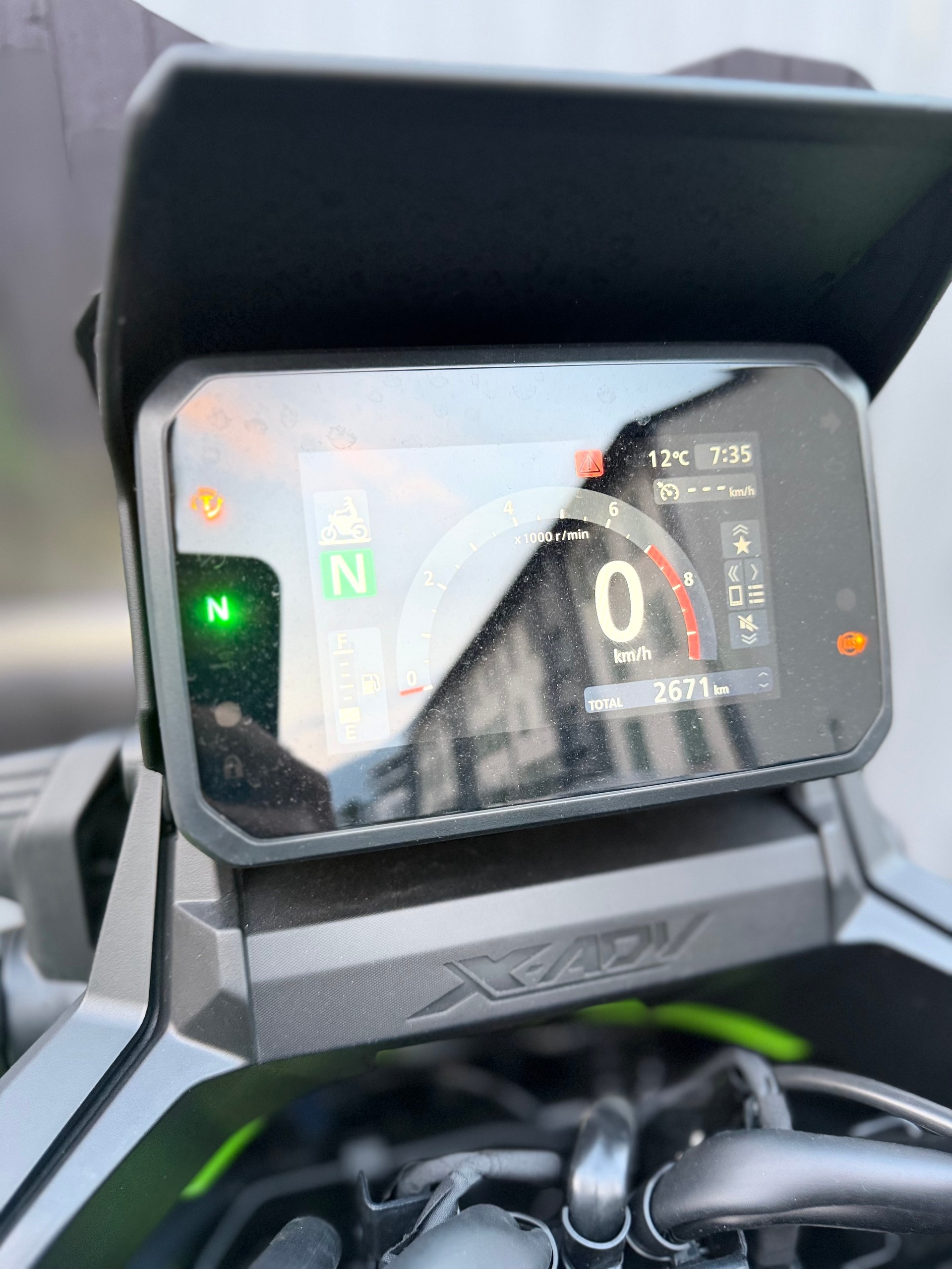 HONDA X-ADV 750-image-8