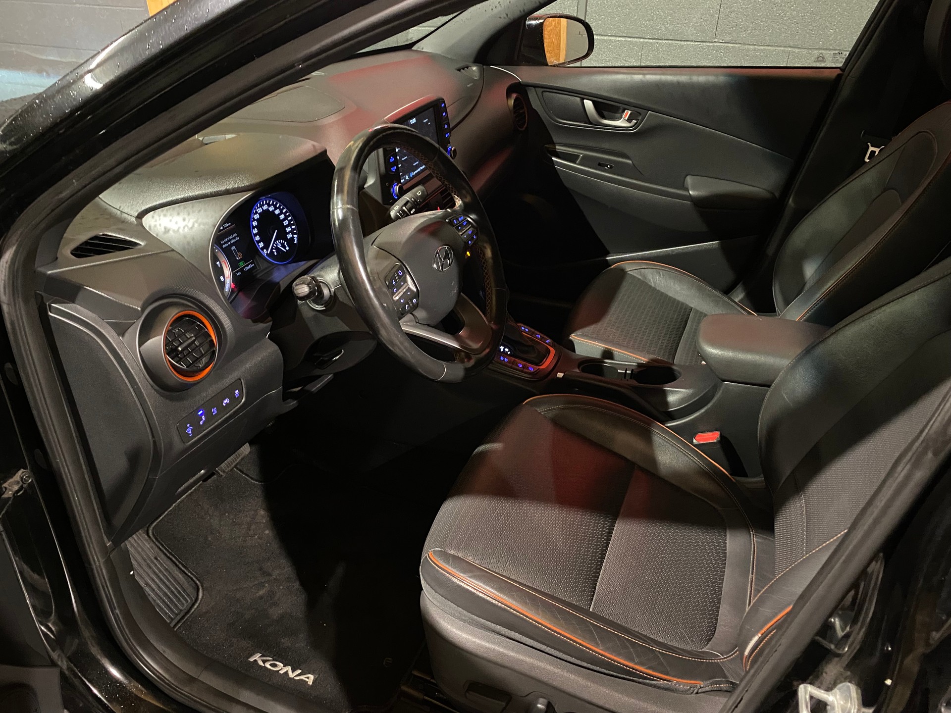 HYUNDAI Kona 1.6 T-GDi Launch Plus 4WD DCT-image-8