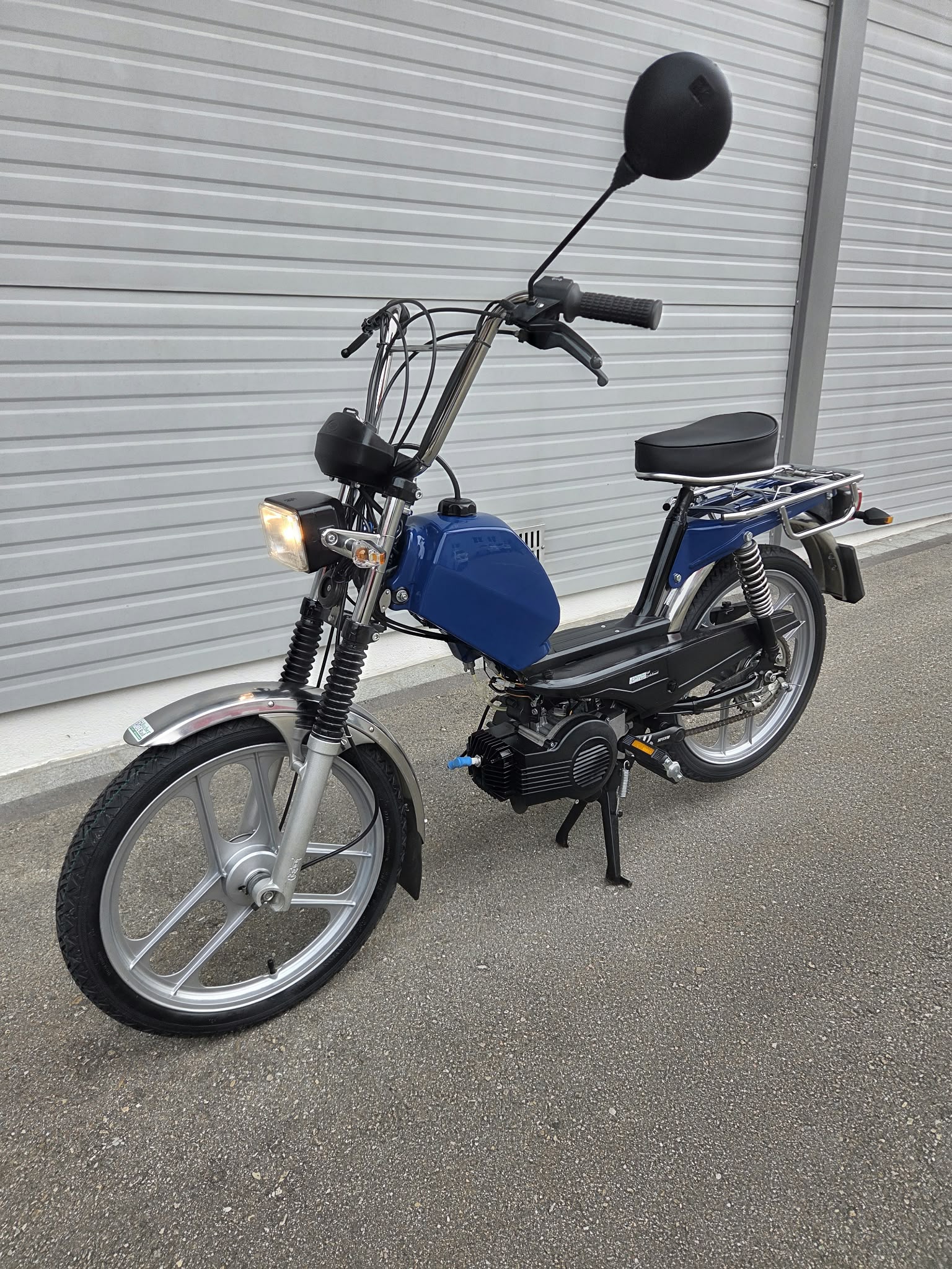 PONY GTX 521 Neuwertig erst 1700km ab Service-image-8