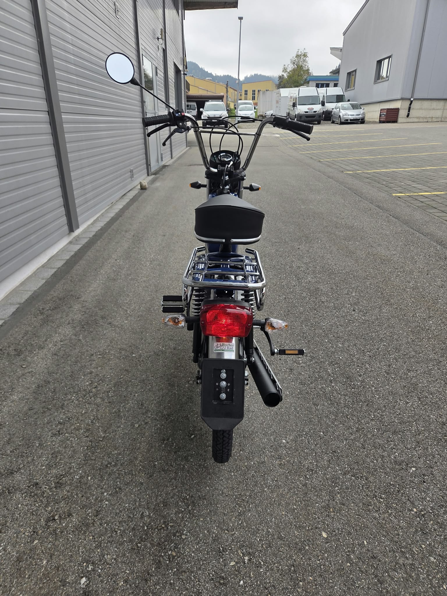 PONY GTX 521 Neuwertig erst 1700km ab Service-image-6