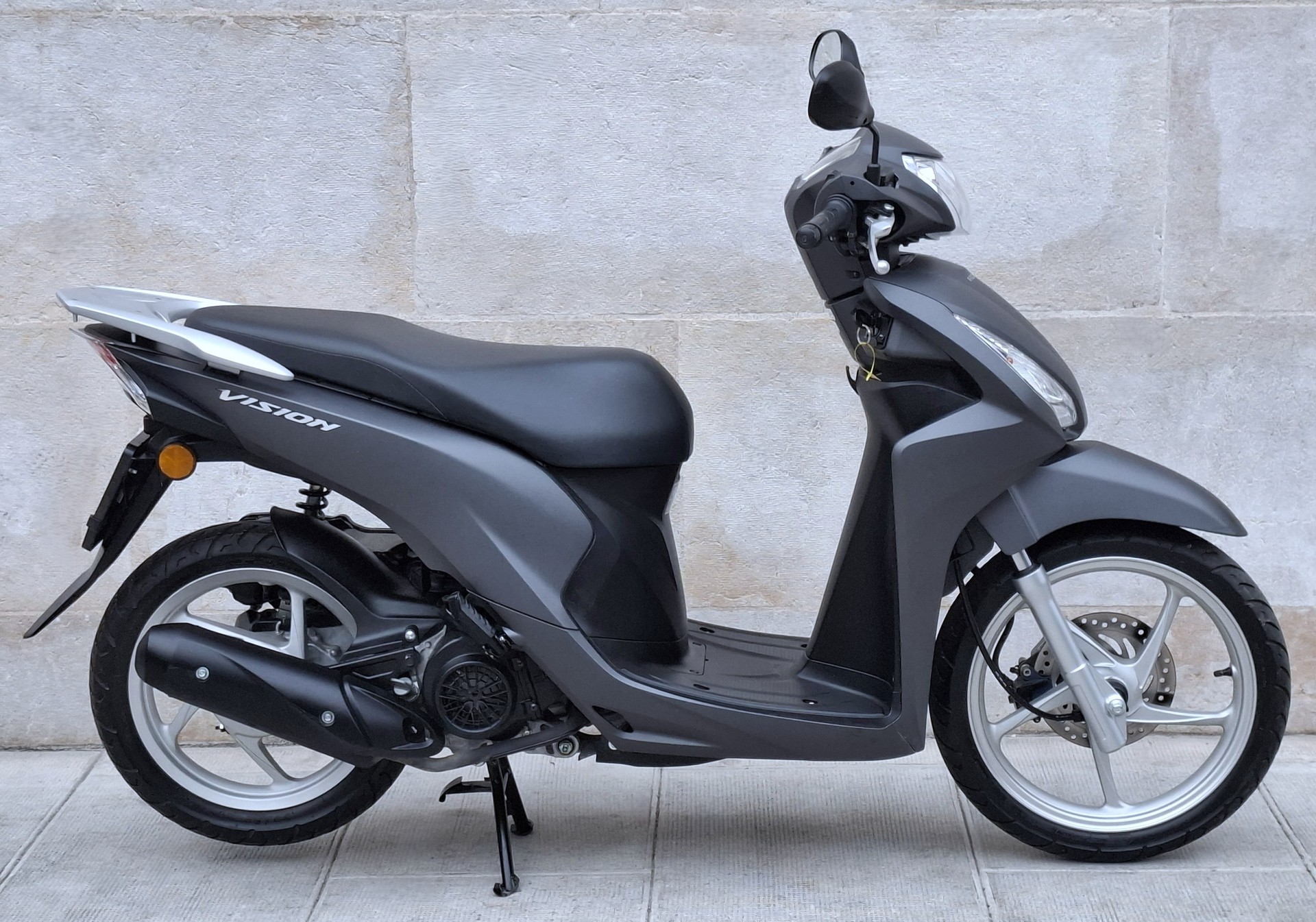 HONDA NSC Vision 110 16''-image-0