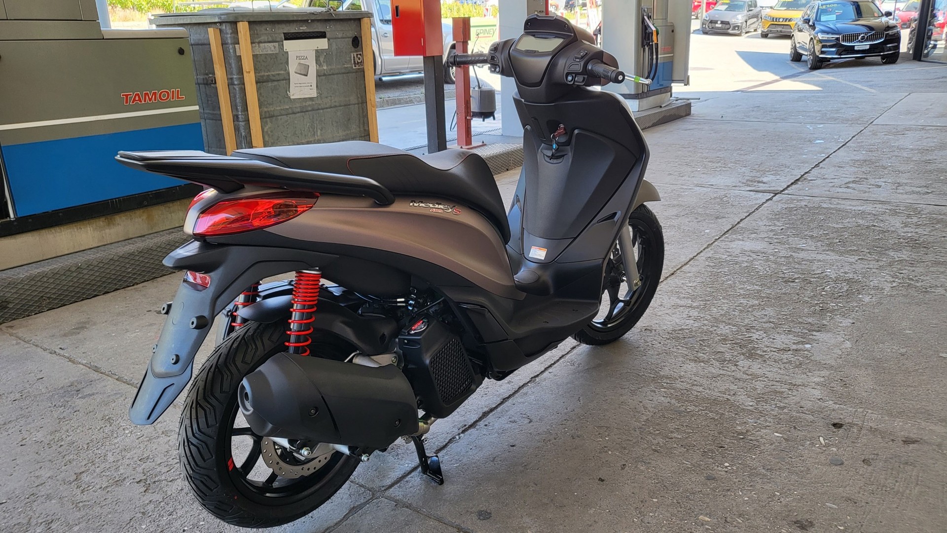 PIAGGIO Medley 125 Sport-image-4
