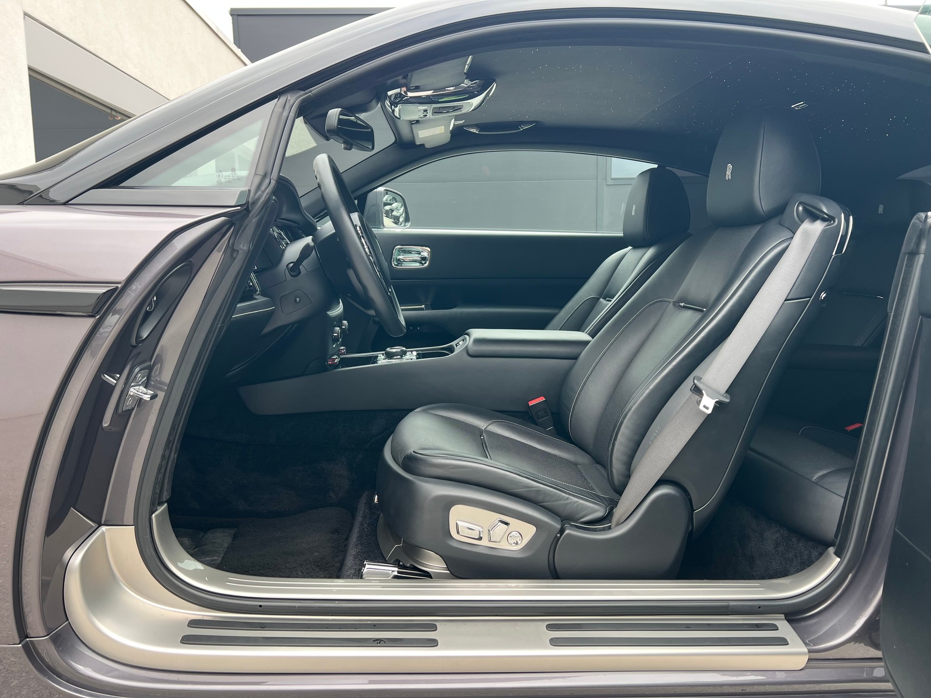 ROLLS-ROYCE Wraith 6.6 V12-image-10