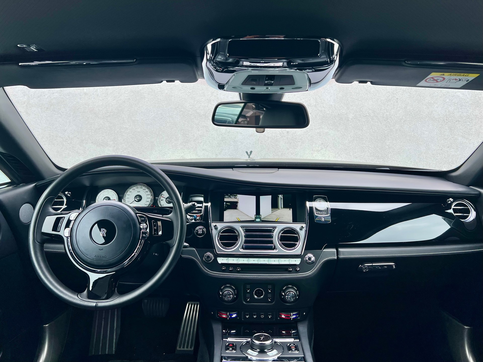 ROLLS-ROYCE Wraith 6.6 V12-image-8