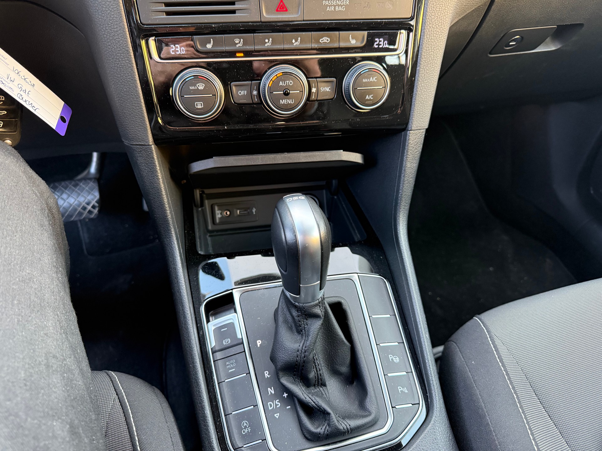 VW Golf Sportsvan 1.4 TSI Highline DSG-image-10