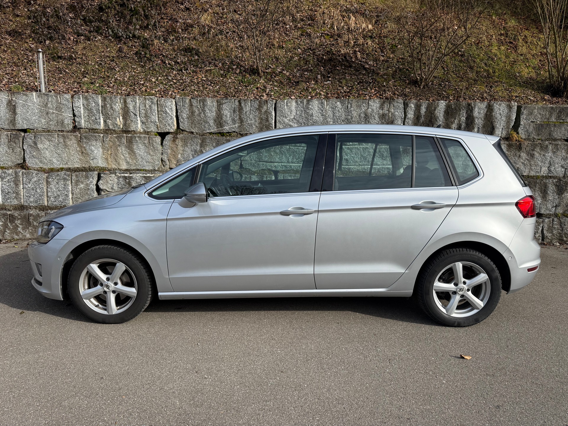 VW Golf Sportsvan 1.4 TSI Highline DSG-image-14