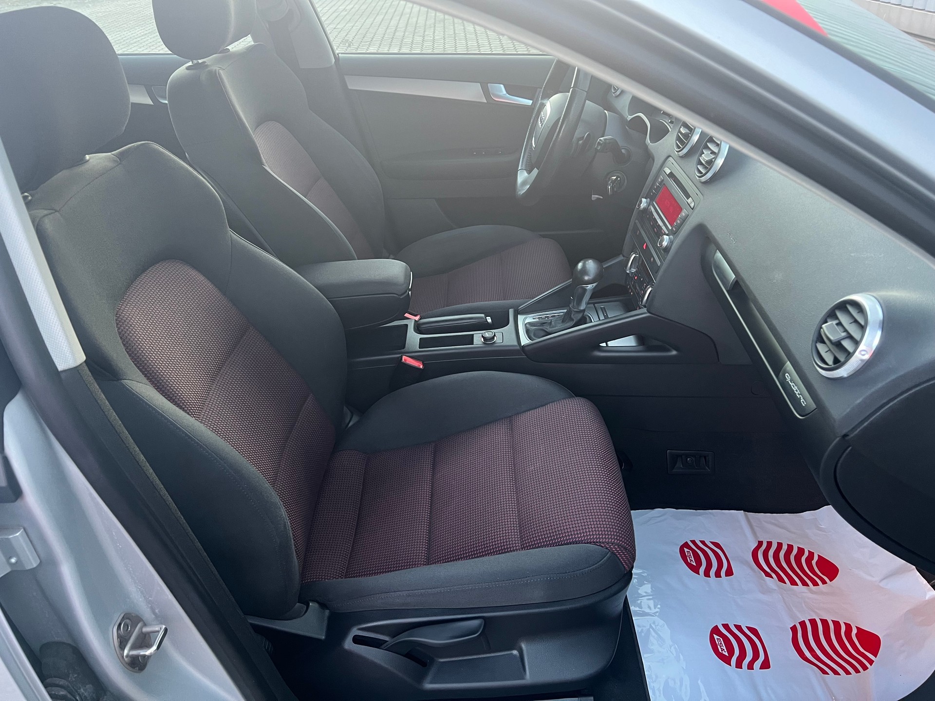 AUDI A3 Sportback 2.0 TFSI Style quattro S-tronic-image-6