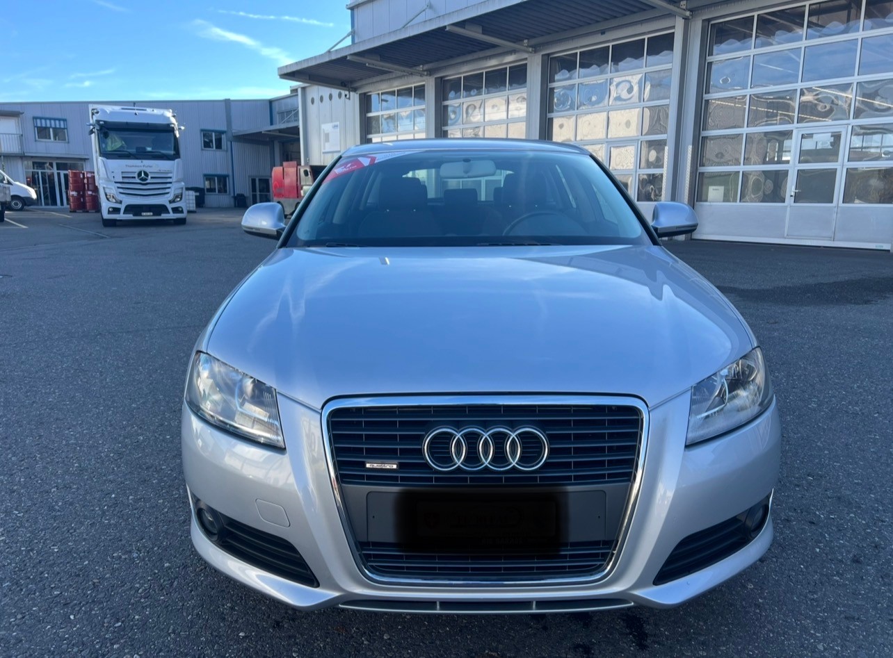 AUDI A3 Sportback 2.0 TFSI Style quattro S-tronic-showroom-element-2