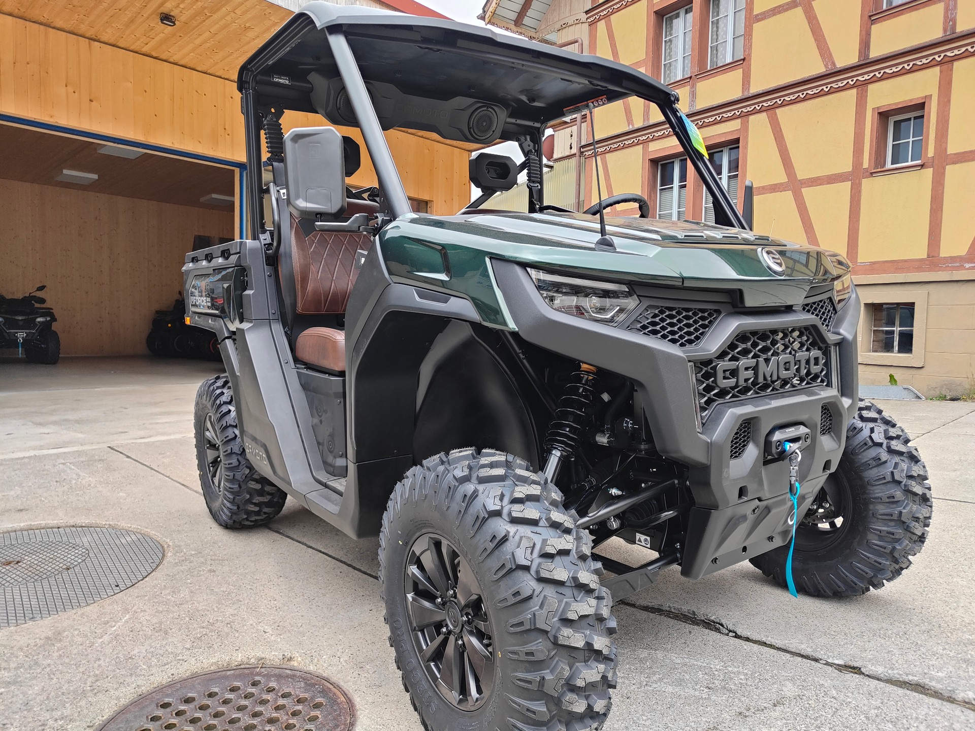 CF MOTO U10 Pro-image-0