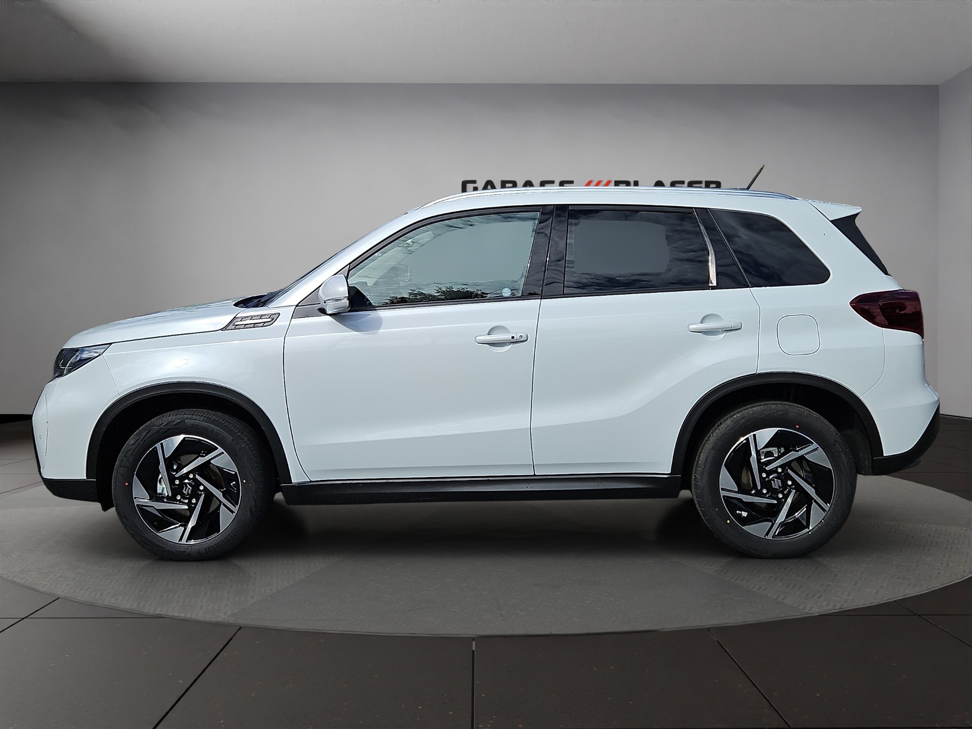 SUZUKI Vitara 1.4 Boosterjet Compact Top 4x4 Hybrid-showroom-element-1
