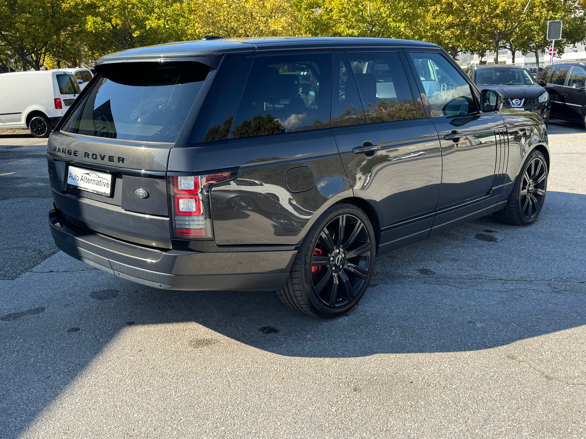 LAND ROVER Range Rover 4.4 SDV8 Autobiography Automatic-showroom-element-3