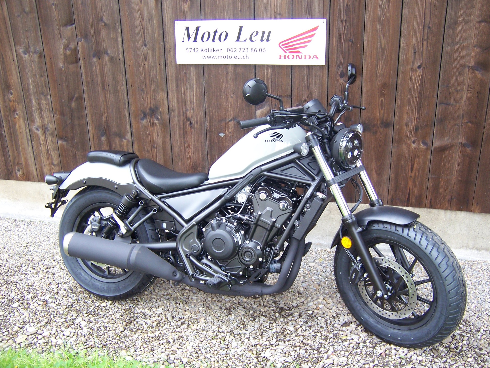 HONDA CMX500 Rebel-image-1