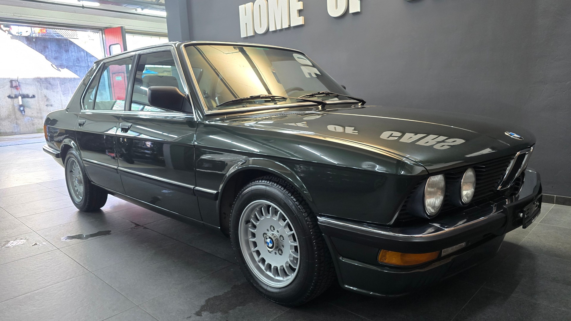 BMW 528i Veteran-image-16