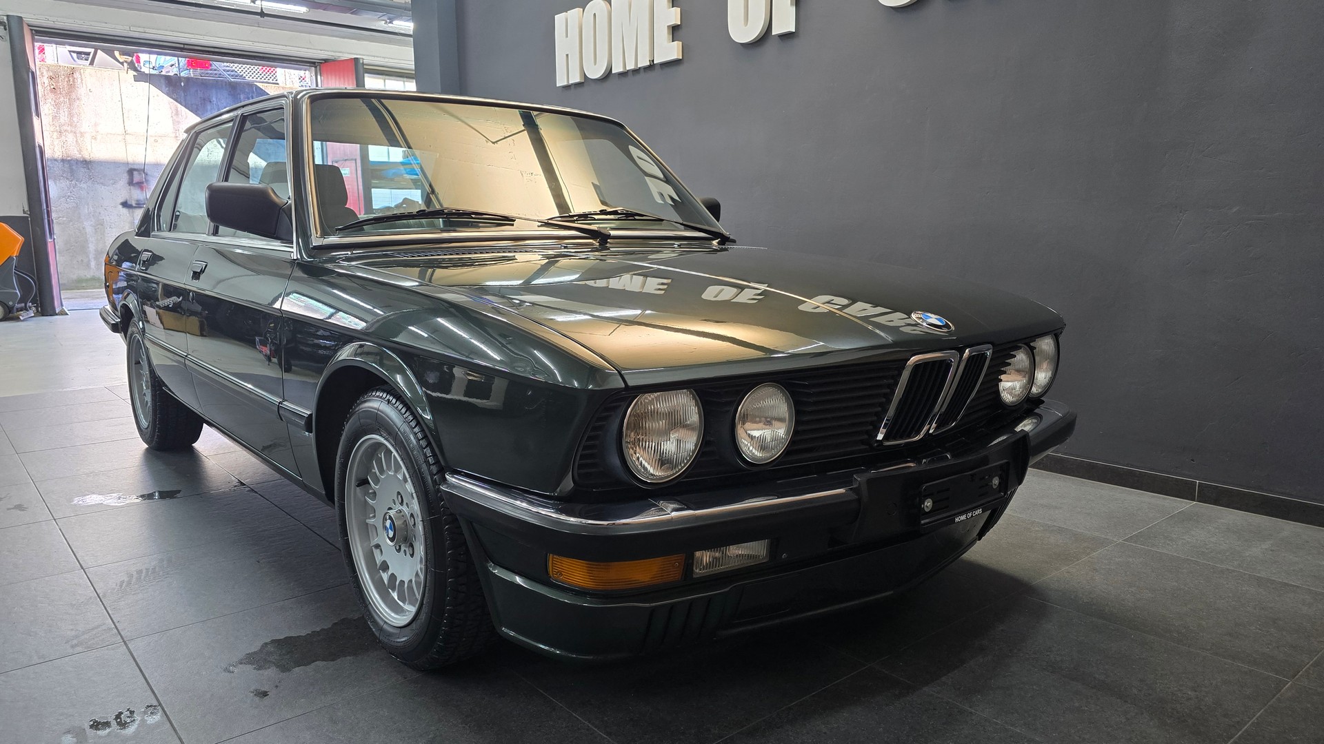 BMW 528i Veteran-image-17
