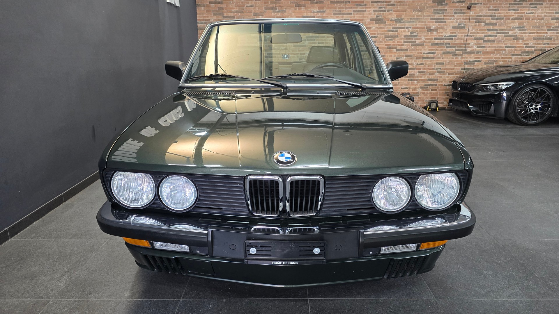 BMW 528i Veteran-image-18