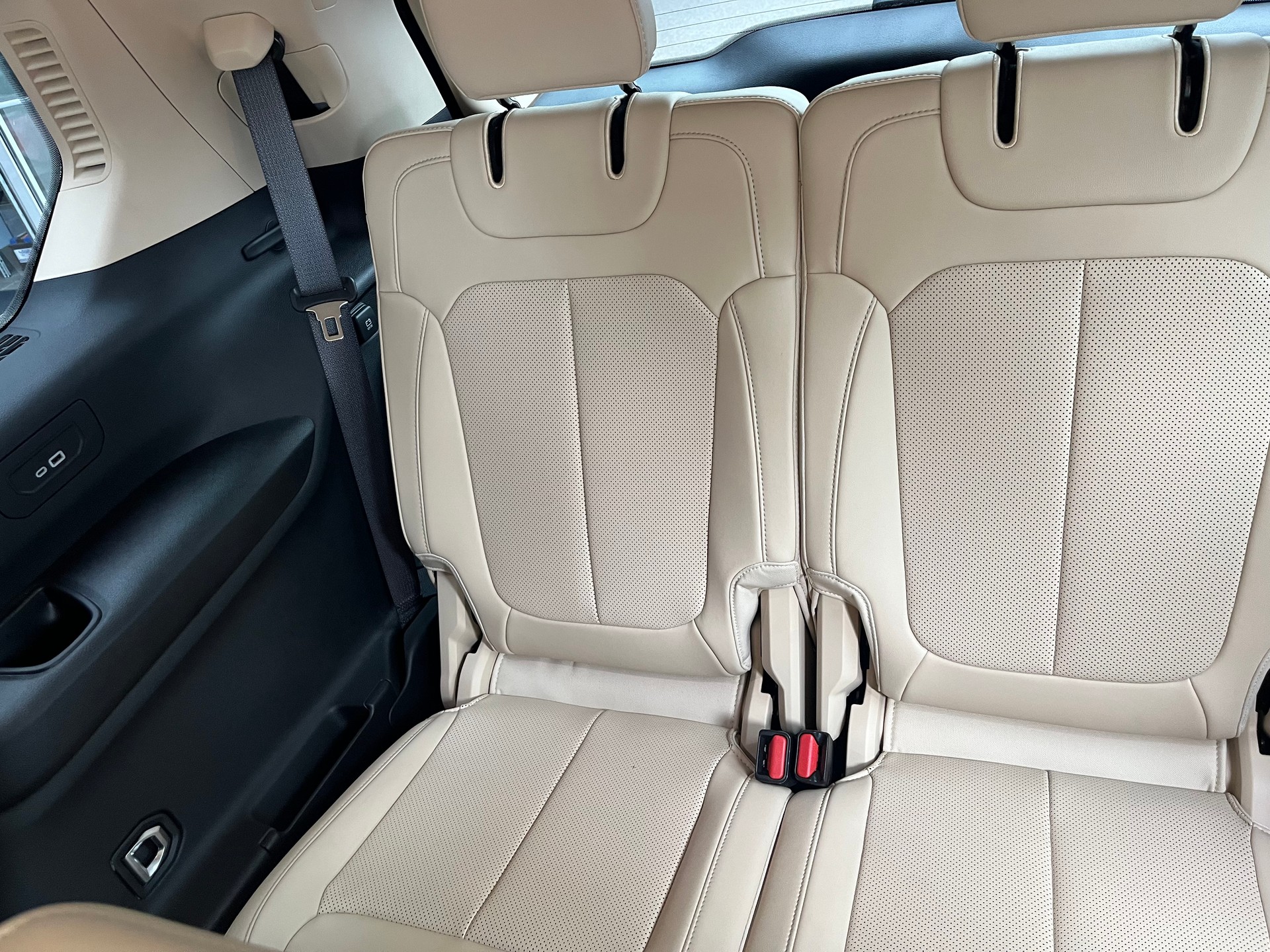 JEEP GRAND CHEROKE 7 Place-image-9