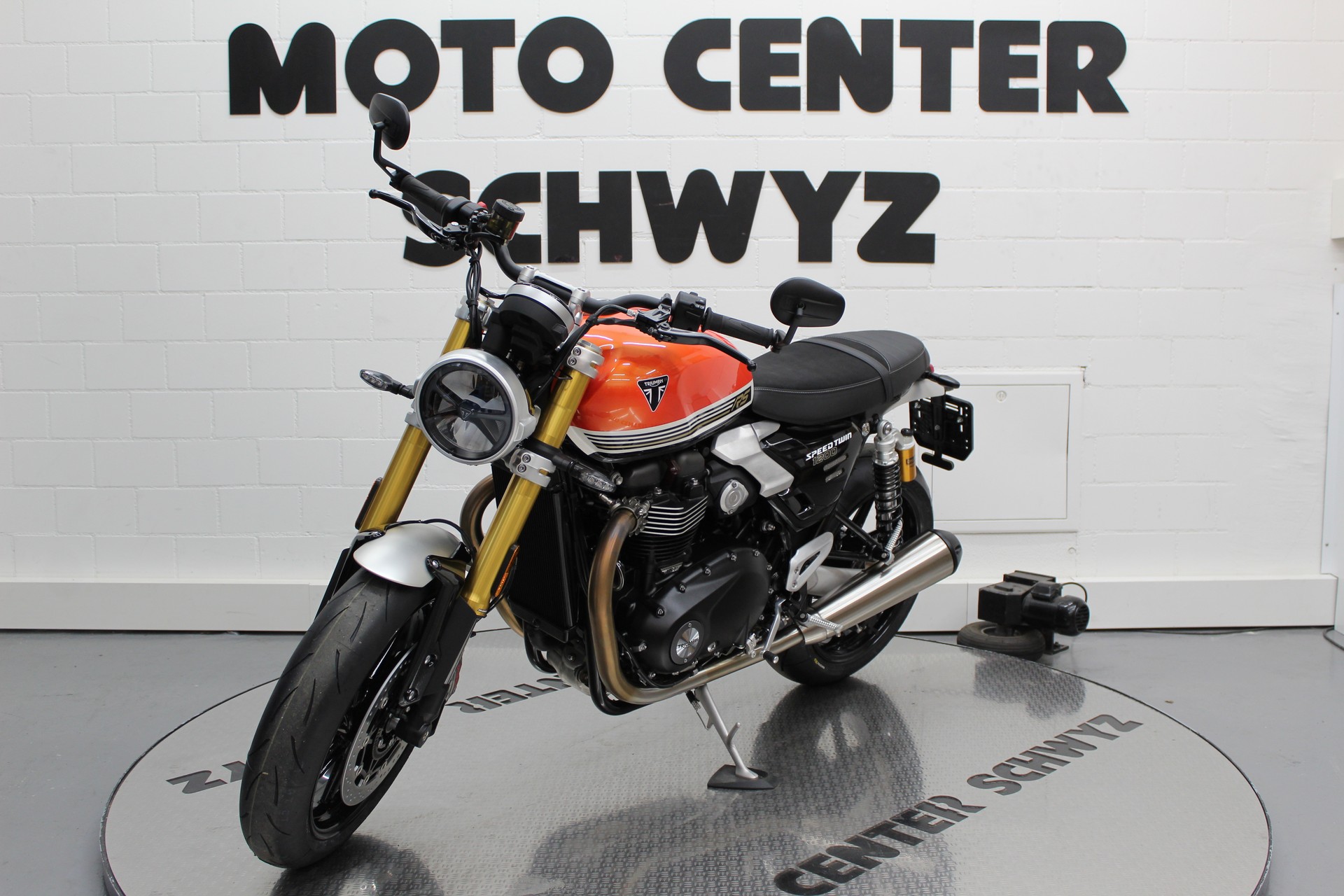 TRIUMPH Speed Twin 1200 RS-image-3