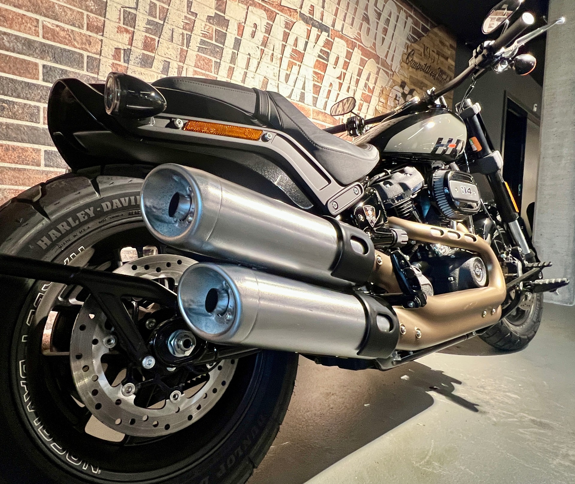 HARLEY-DAVIDSON FXFBS Fat Bob 114-image-12
