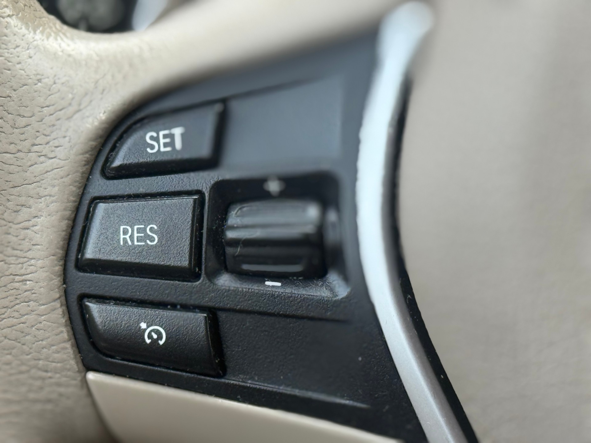 BMW 328i xDrive Modern Line Steptronic-image-15