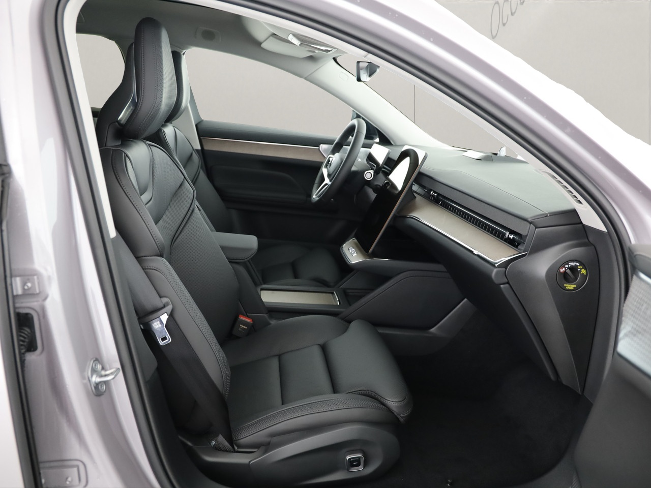 VOLVO ES90 Ultra-image-6
