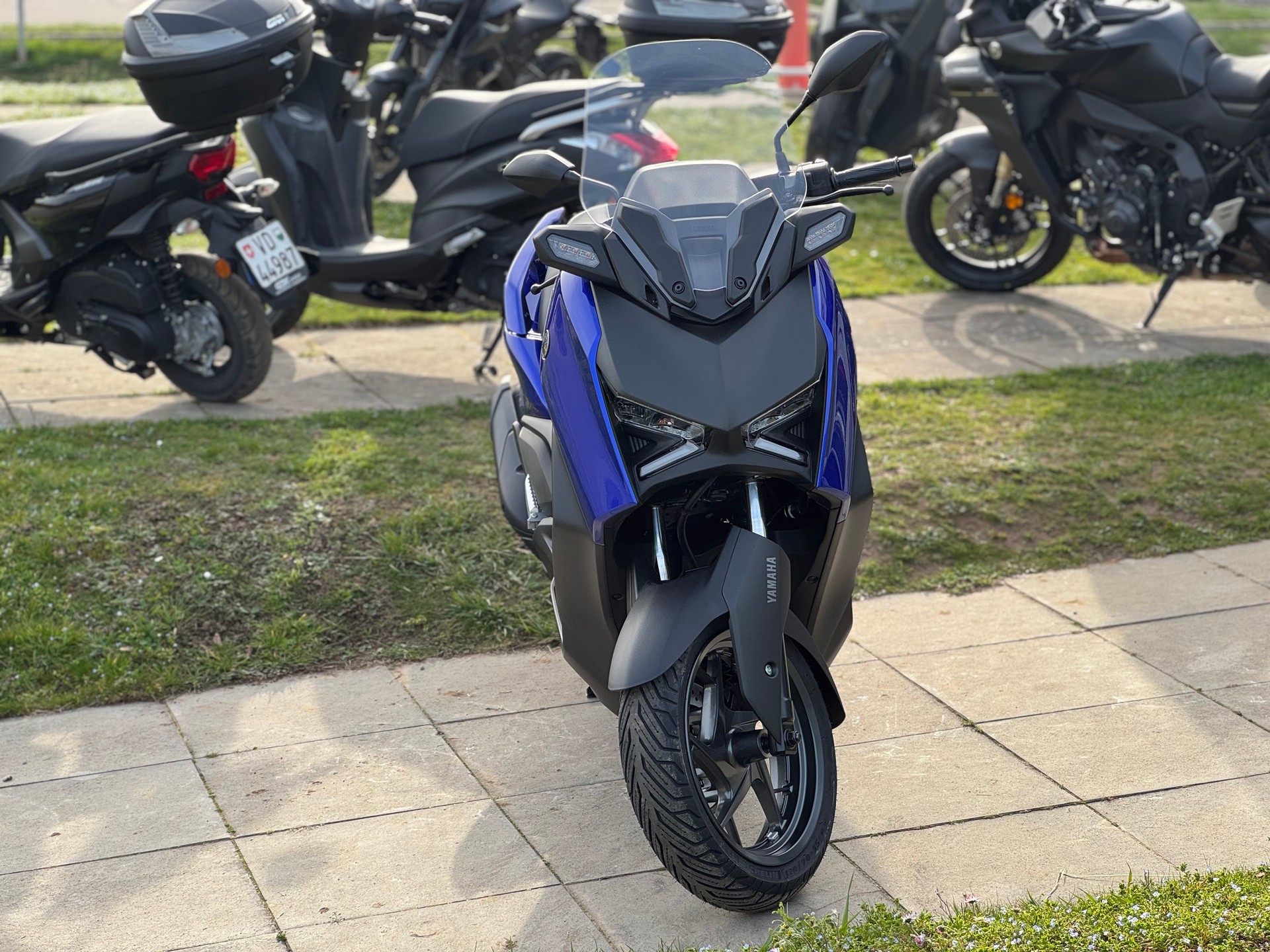 YAMAHA X-Max 125-image-4