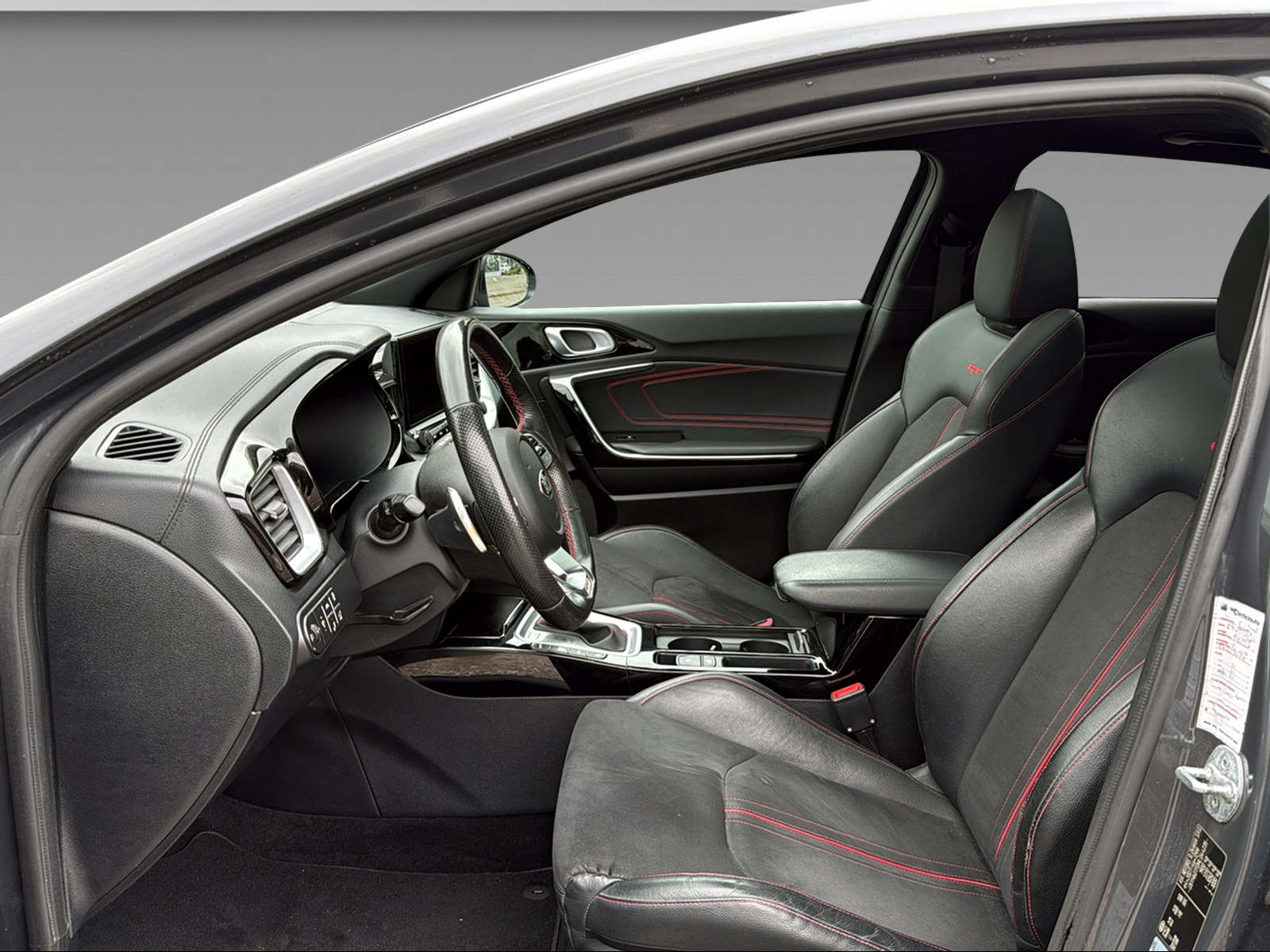 KIA ProCeed 1.6 T-GDi GT-image-11