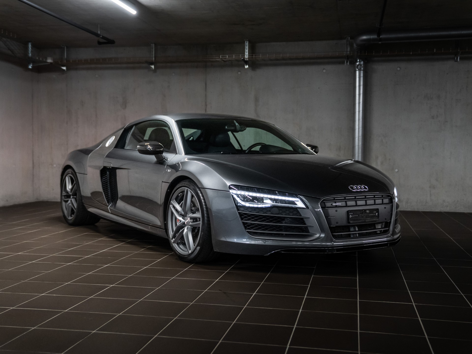 AUDI V10 5.2 plus