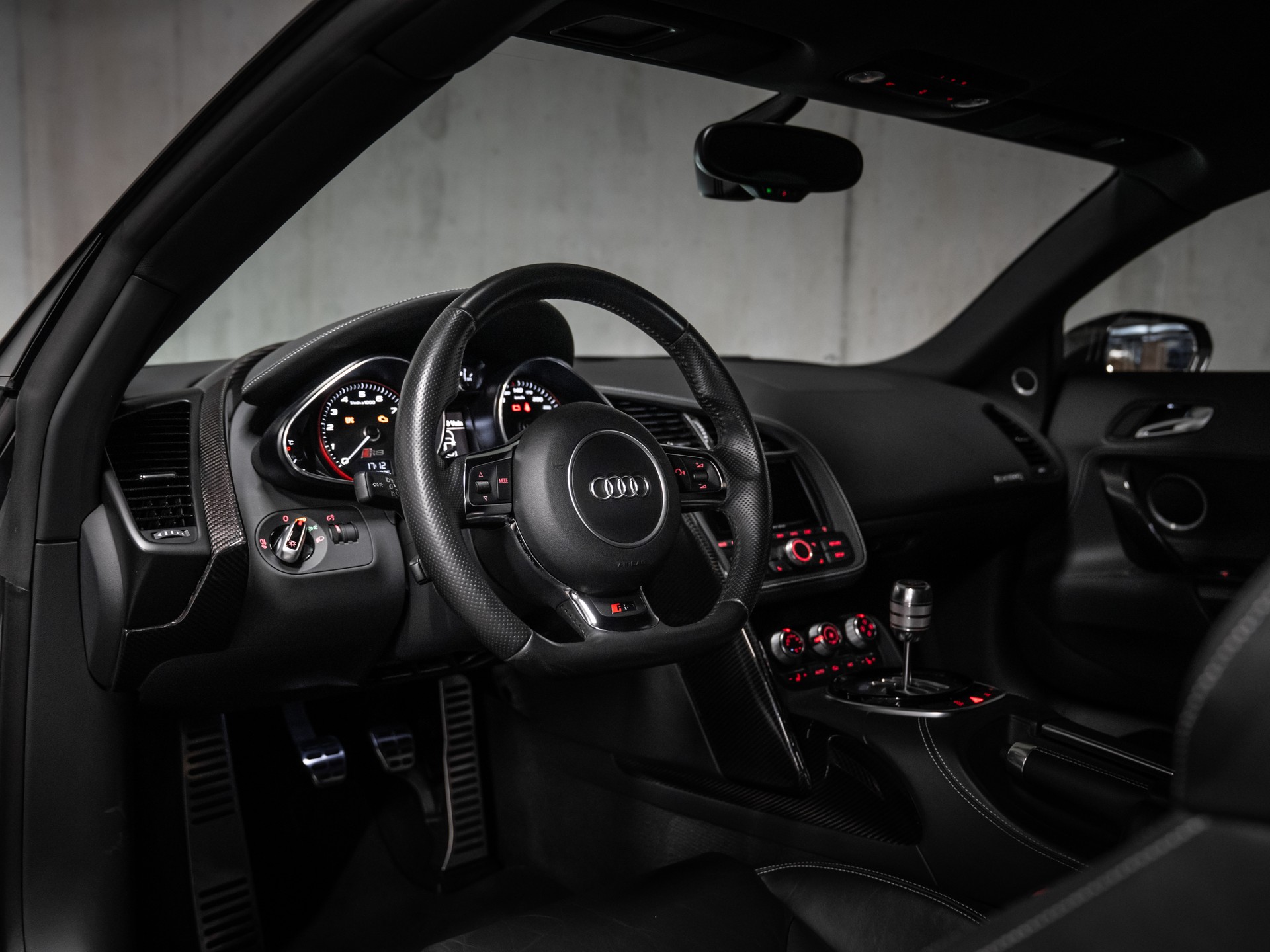 AUDI V10 5.2 plus-image-6