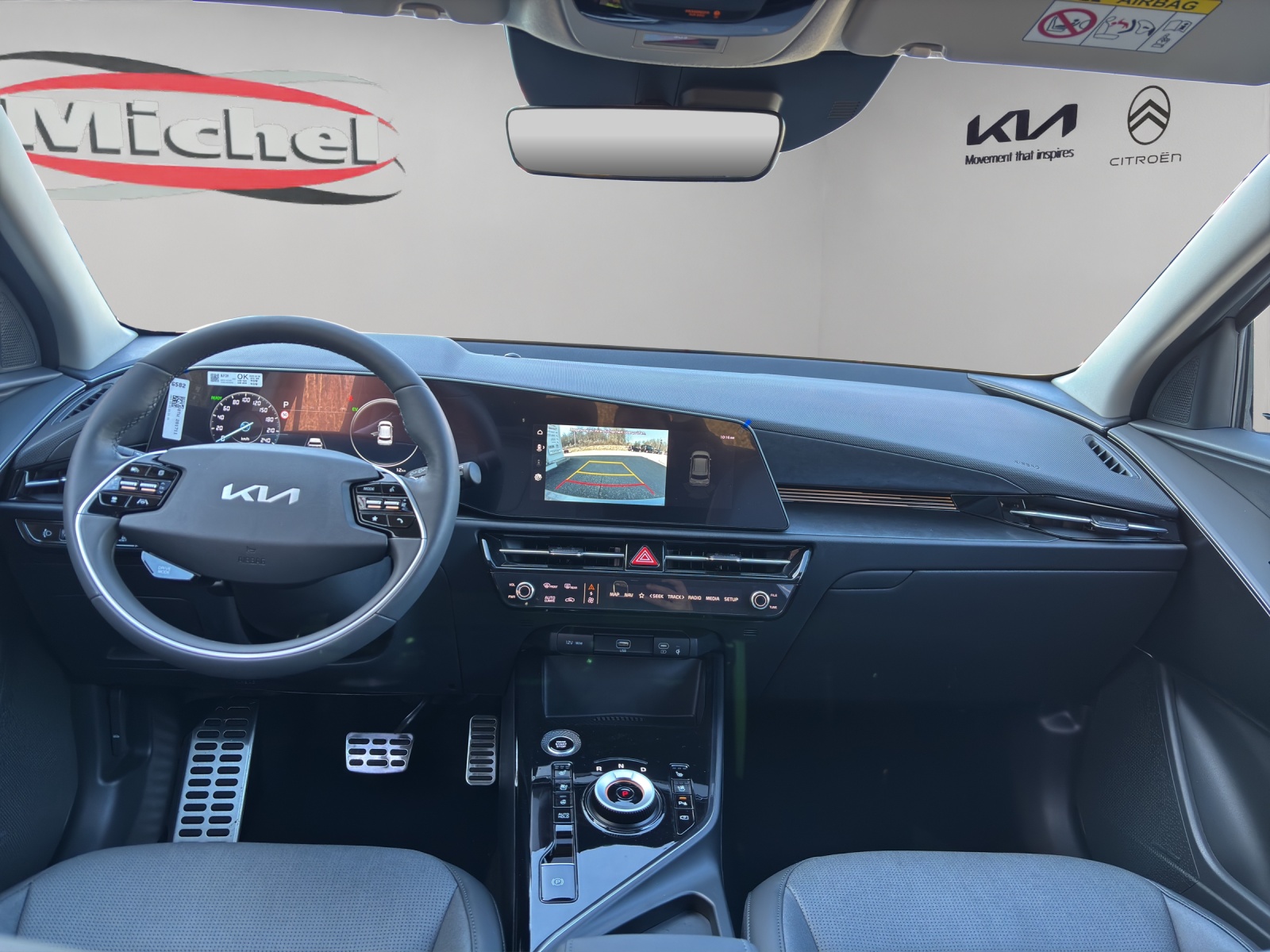 KIA Niro 1.6GDi Hybrid Style DCT / elektr. Glasschiebedach / Pack Style / Power-Leasing 0.99%-image-9