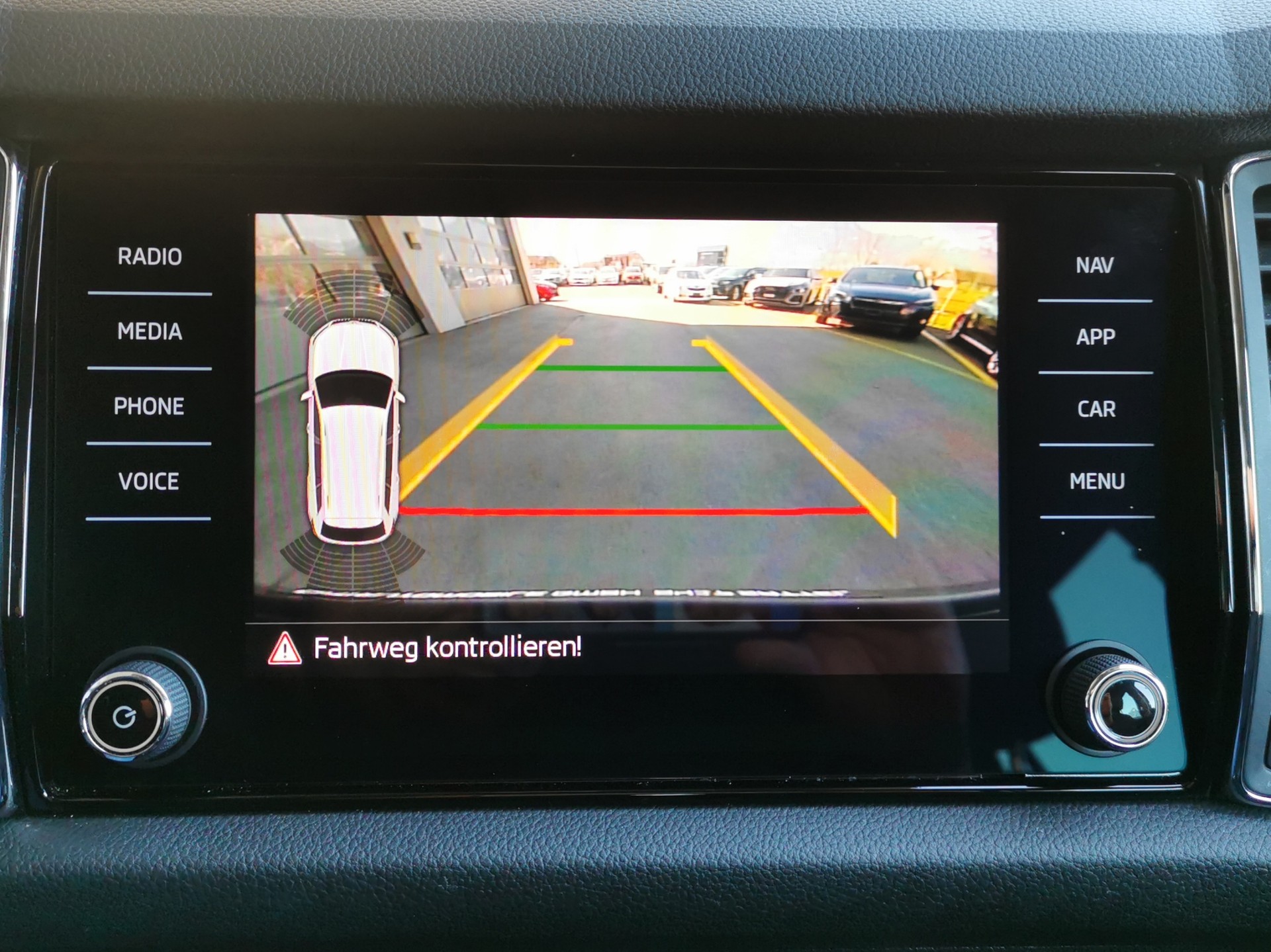 SKODA Kodiaq 2.0 TSI Style DSG 4x4-image-20