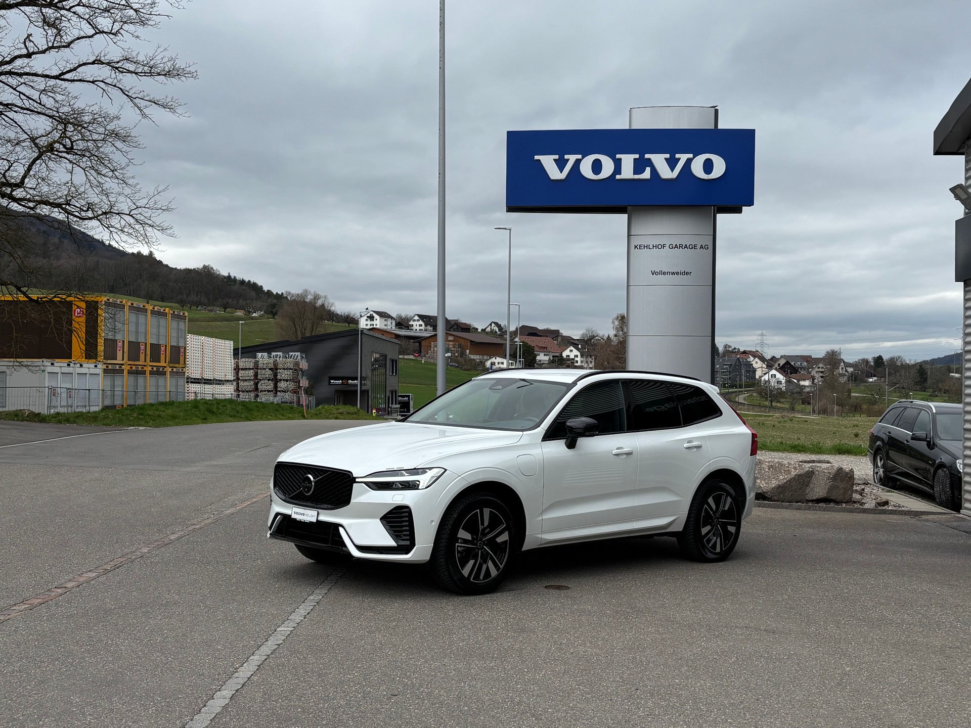 VOLVO XC60 2.0 T8 TE Plus Dark eAWD