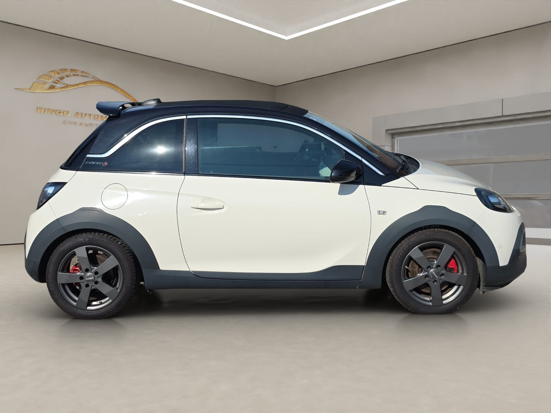 OPEL Adam 1.4 Turbo ROCKS S-image-7