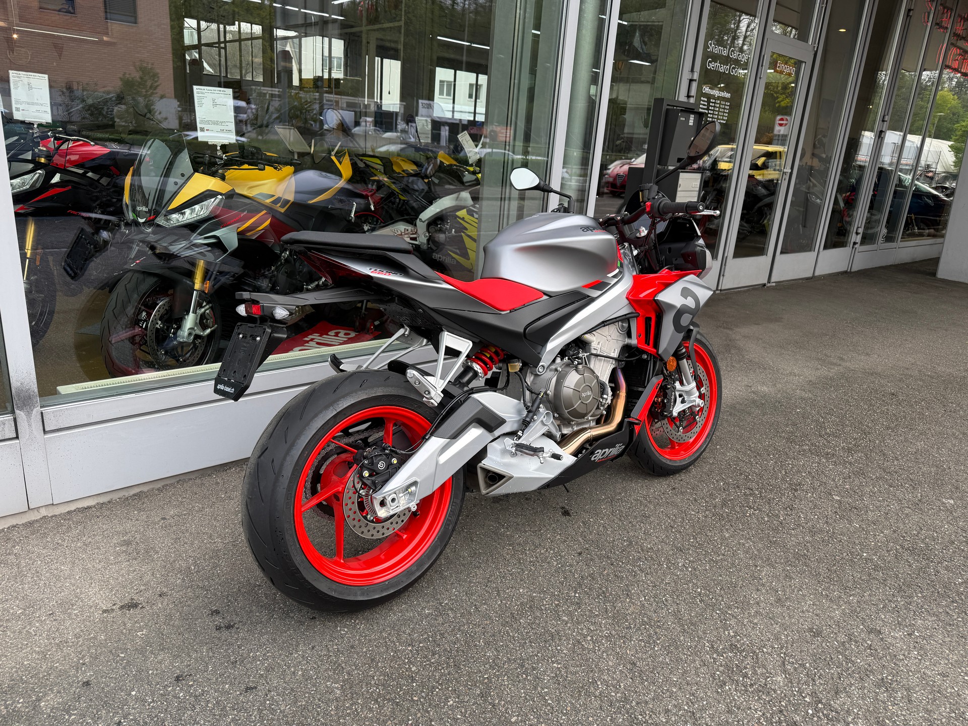 APRILIA Tuono 660-image-3