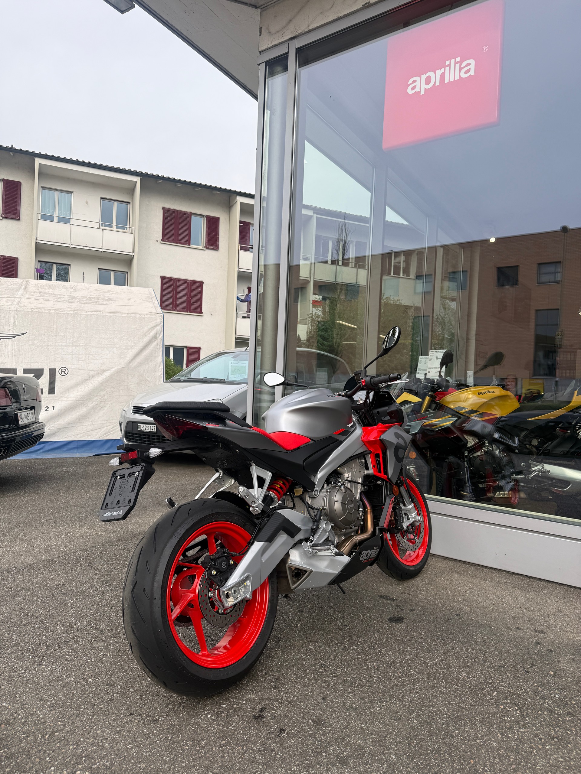 APRILIA Tuono 660-image-13