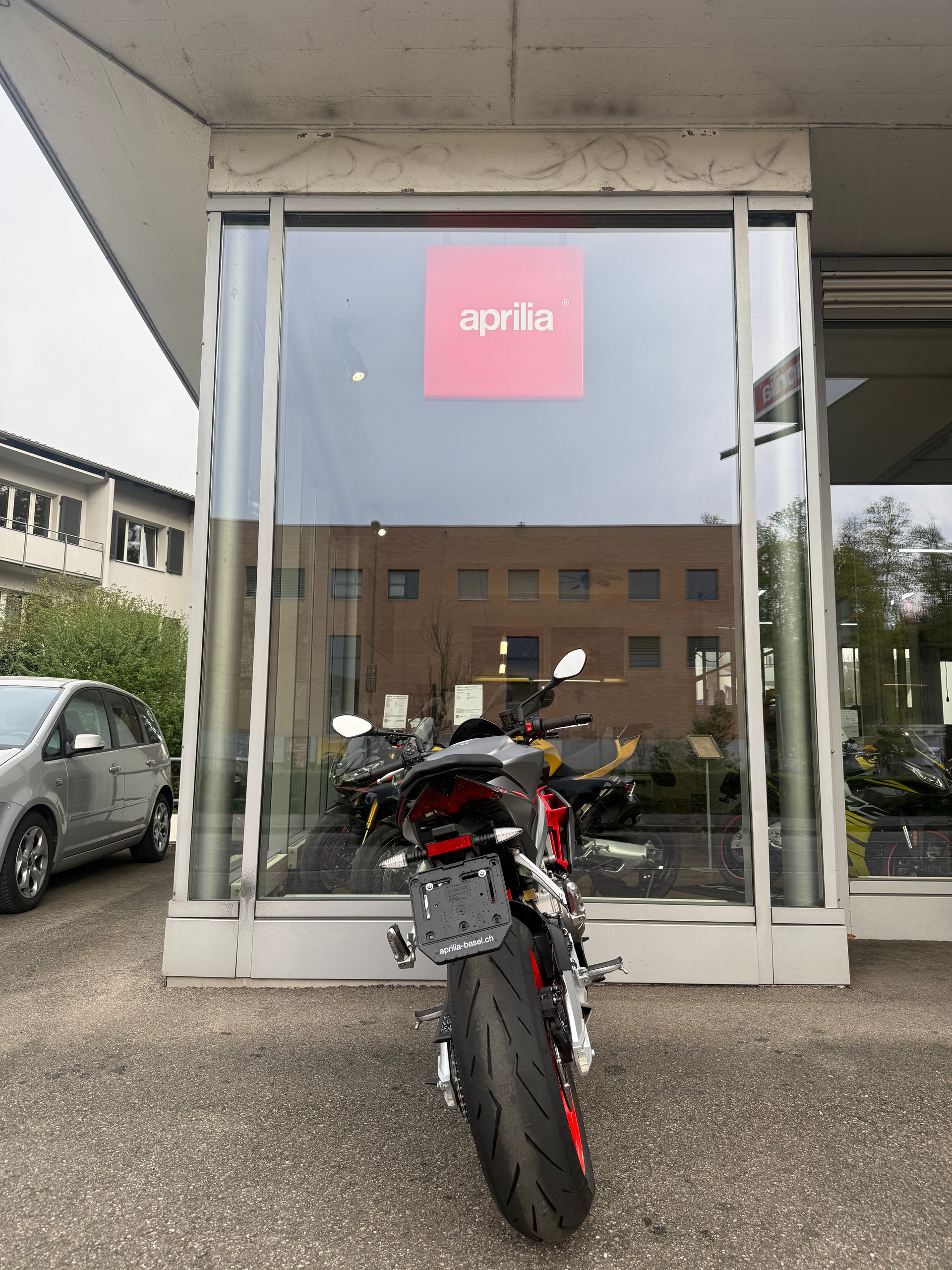 APRILIA Tuono 660-image-12