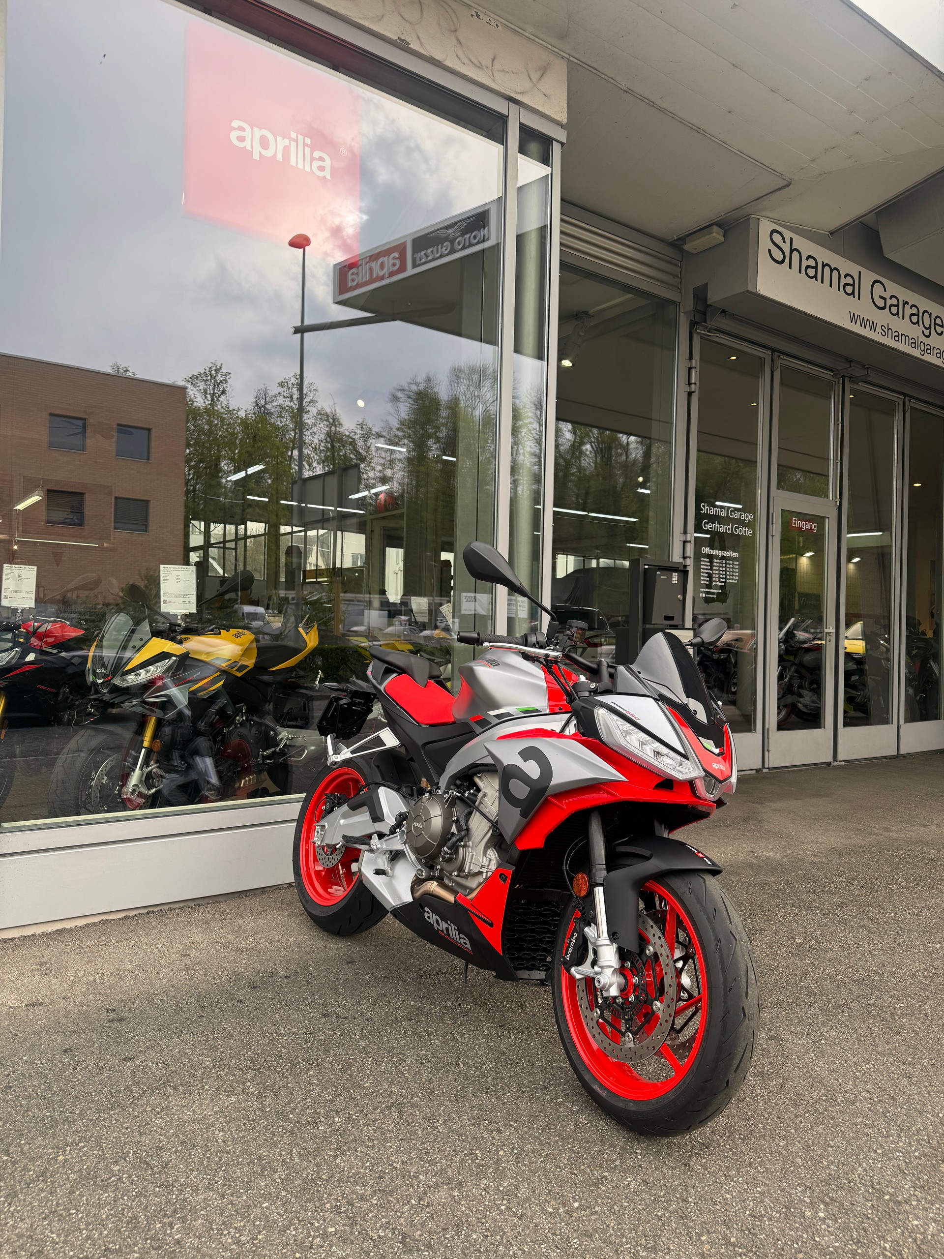 APRILIA Tuono 660-image-6