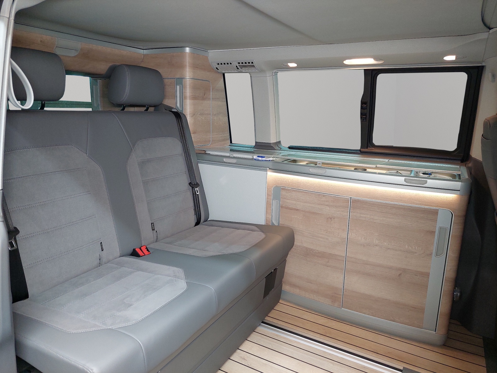 VW T6.1 California 2.0 Bi-TDI Ocean Edition Liberty DSG-image-10