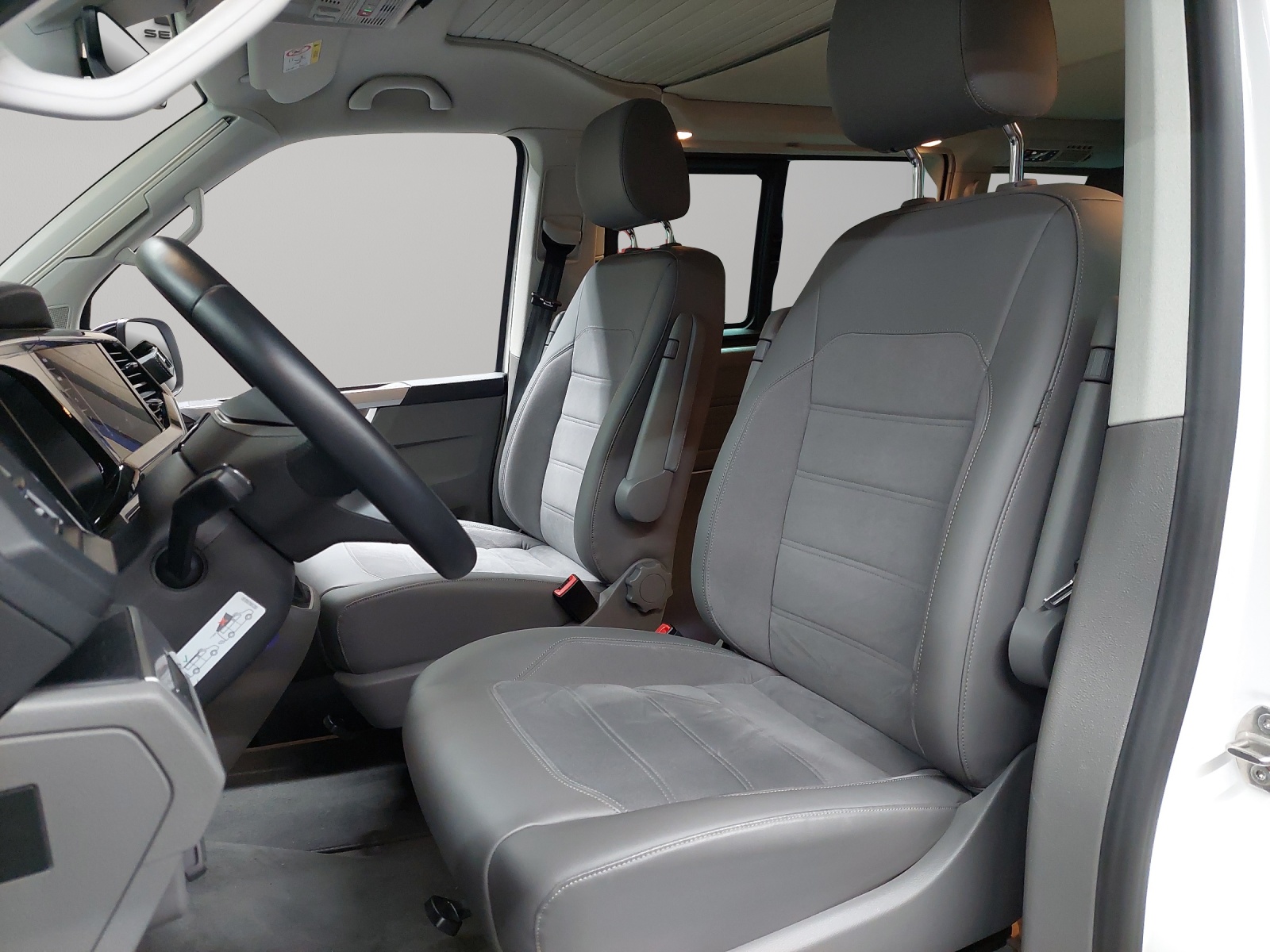 VW T6.1 California 2.0 Bi-TDI Ocean Edition Liberty DSG-image-8