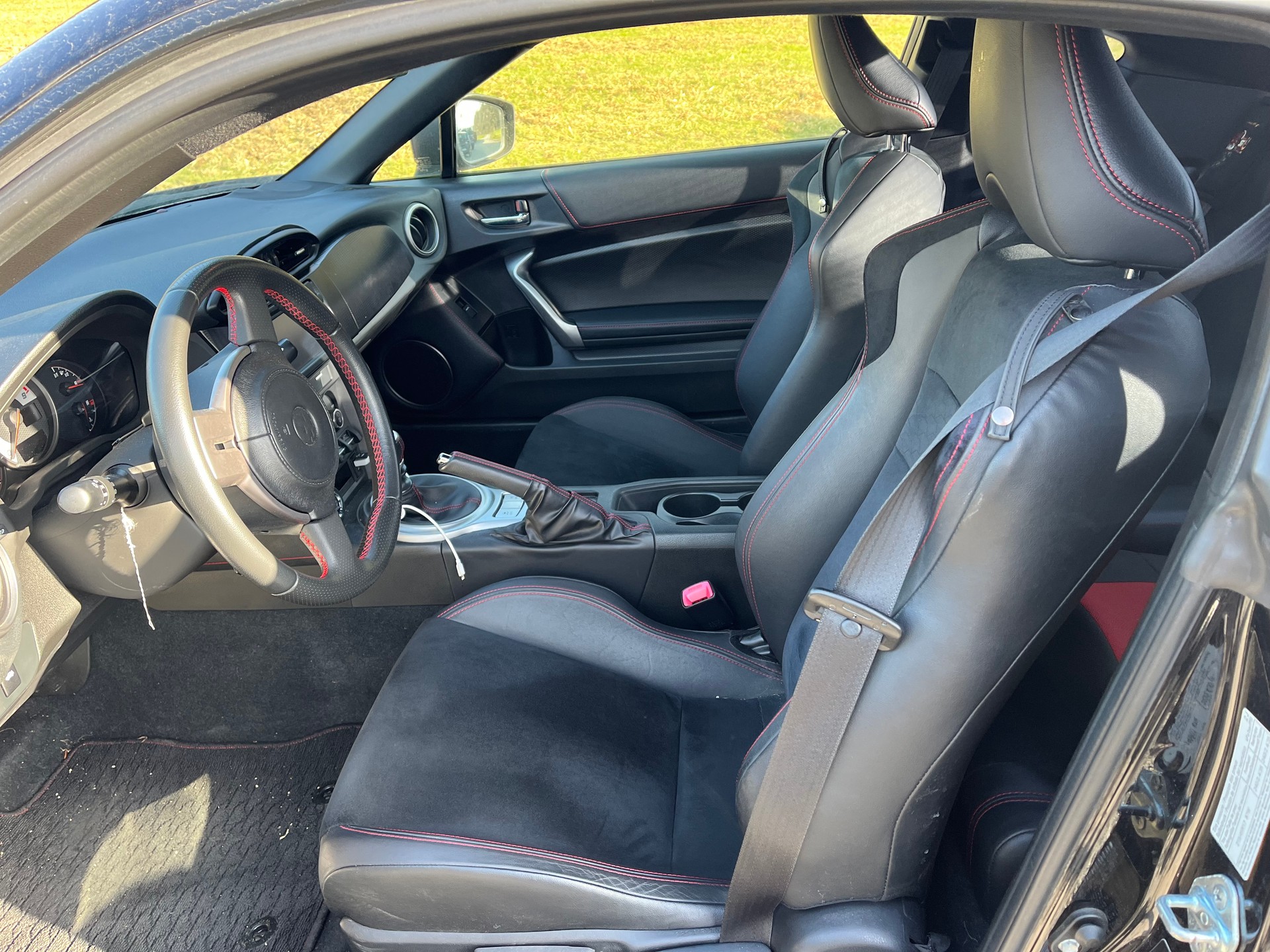 TOYOTA GT 86 2.0 D-4S Sport-image-2